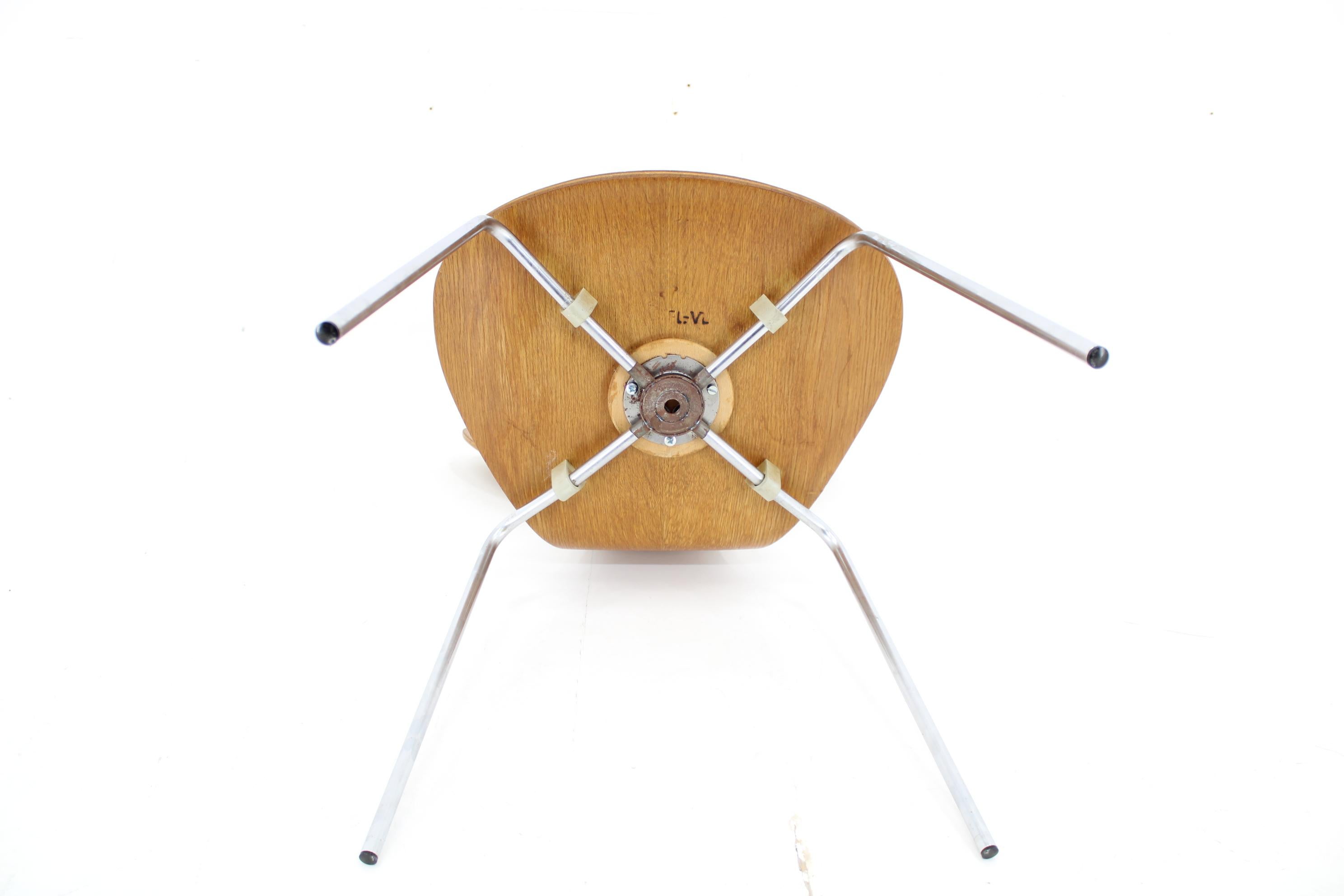 1970 Arne Jacobsen Ensemble de six chaises Lily en Oak par Fritz Hansen, Danemark en vente 8