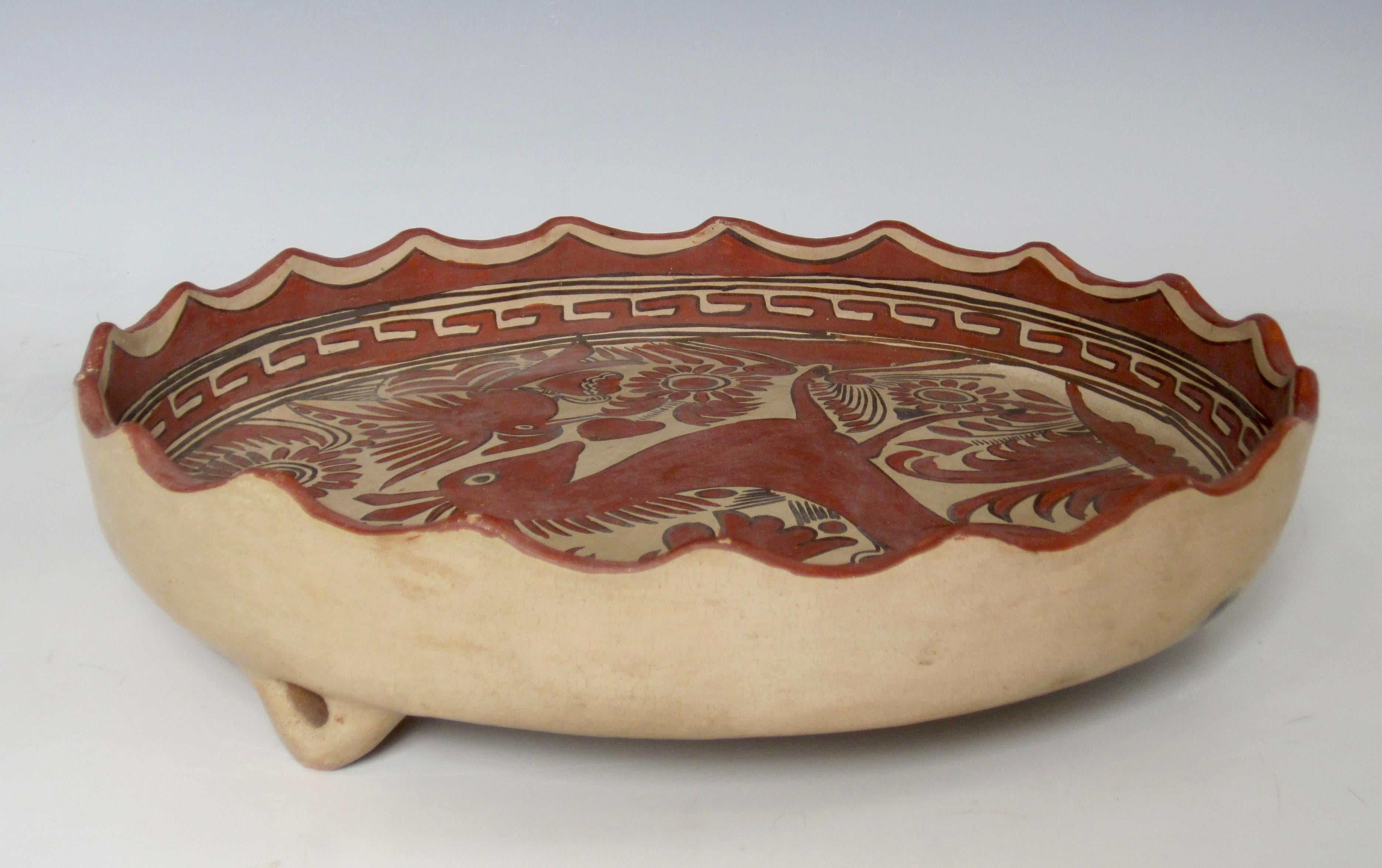 1970s Art Nouveau Style Mexican Pottery Tri-Legged Plate    1