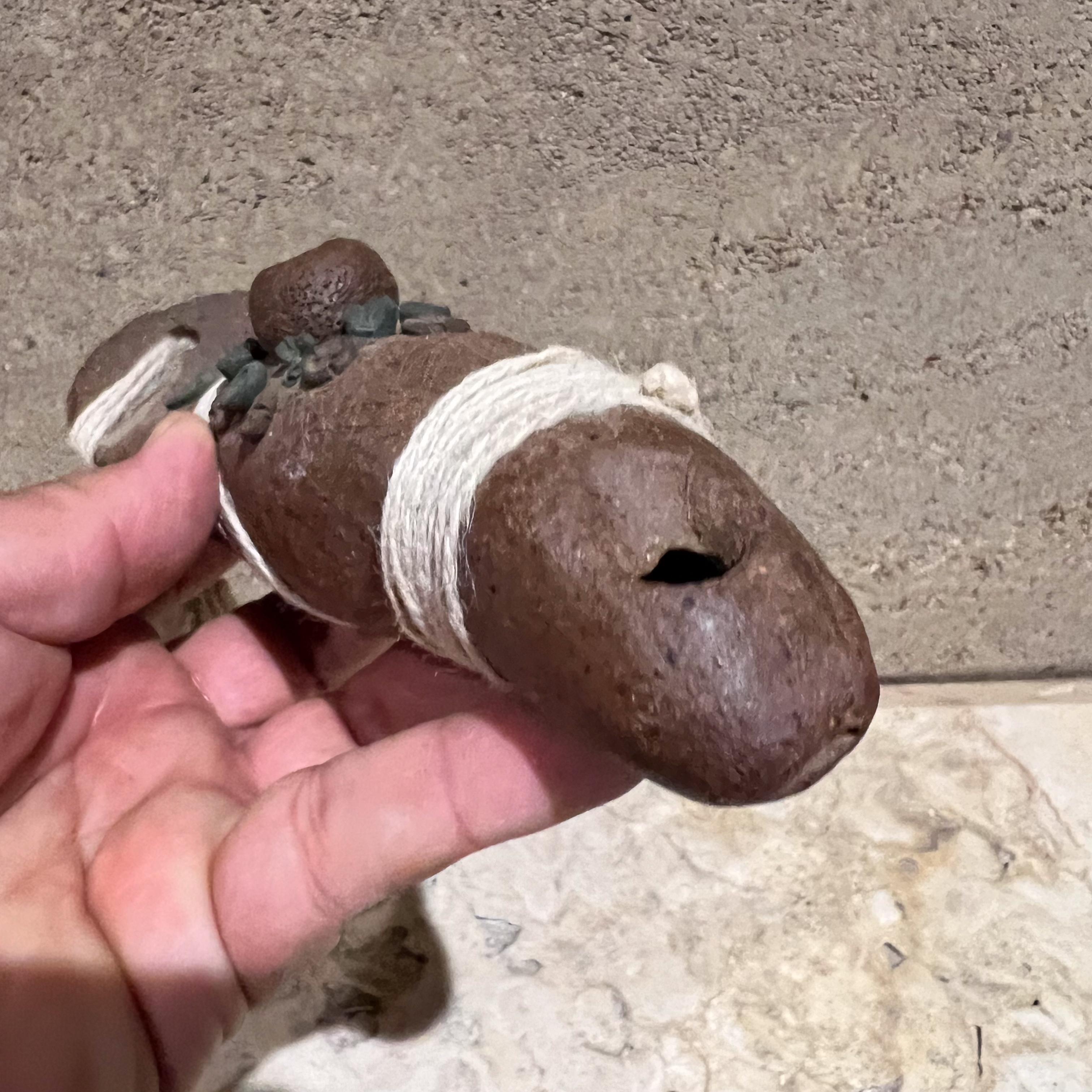 Scultura astratta di flauto in ceramica a forma di pipa degli anni '70 in vendita 2