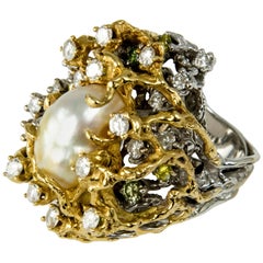 1970s Arthur King, Large South Sea Pearl, Diamond and Gold Cocktail Ring