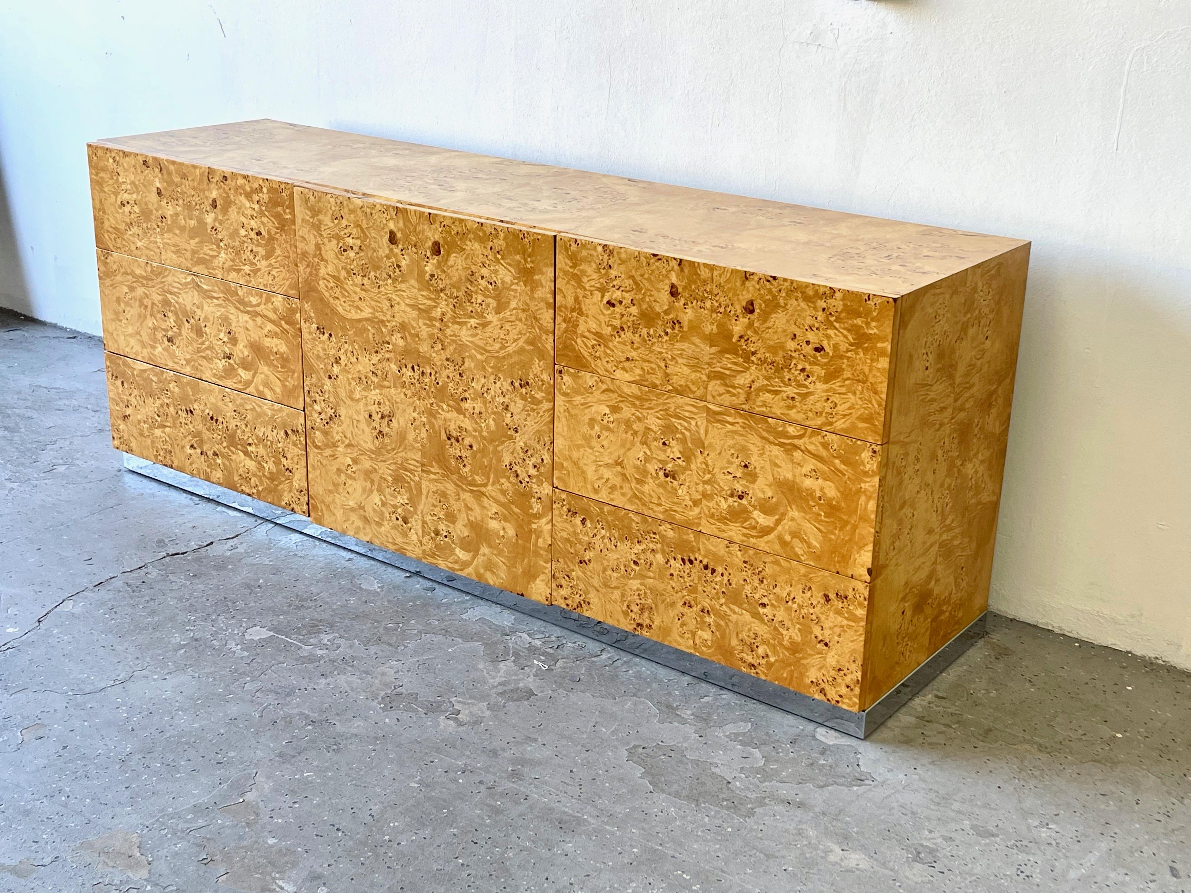 Mid-Century Modern 1970's Arthur Umanoff for Dillingham Olive Burl Wood Credenza Burlwood