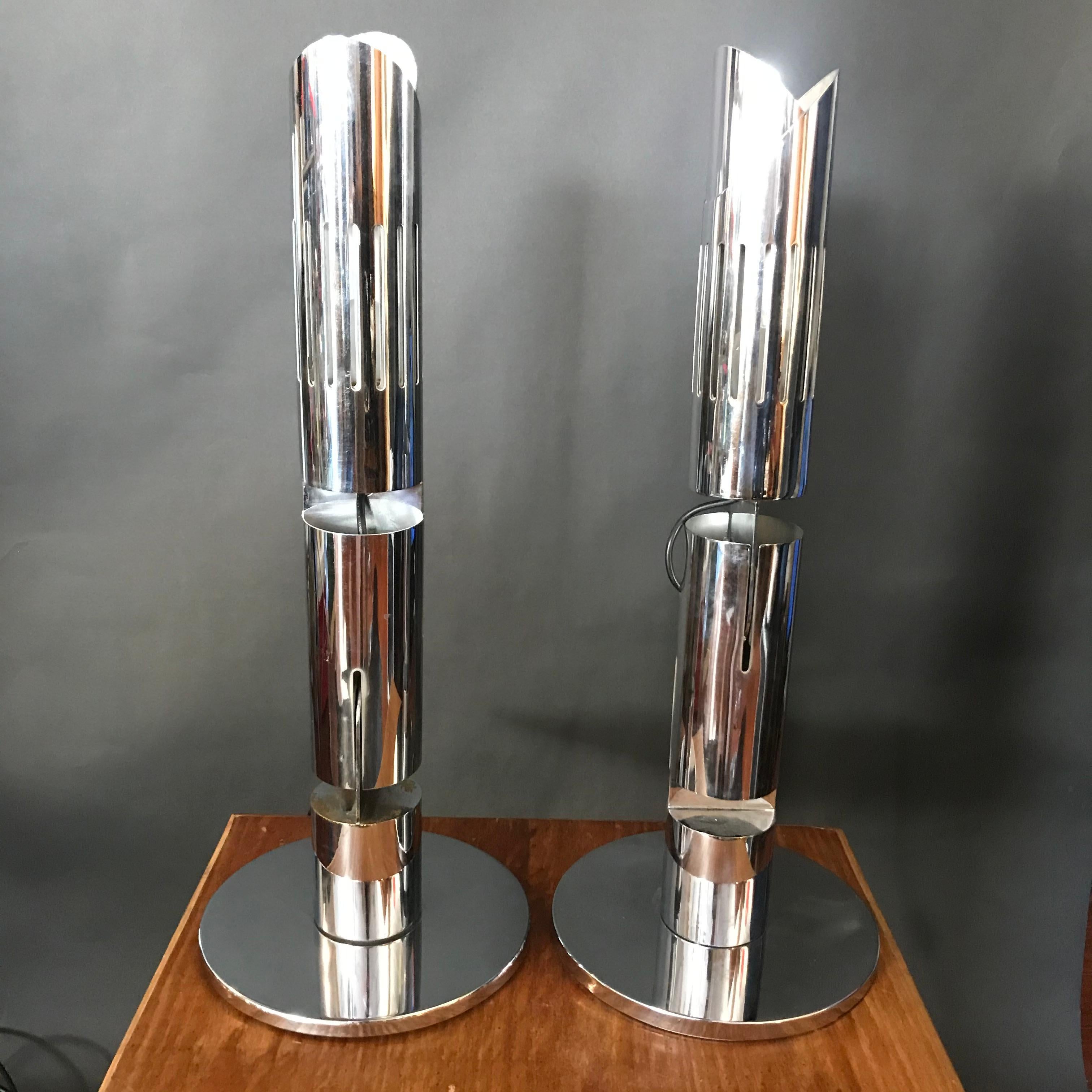Mid-Century Modern 1970’s, Articulating Chromed Table Lamps by Gabriel D’ali for Francesconi, Italy For Sale