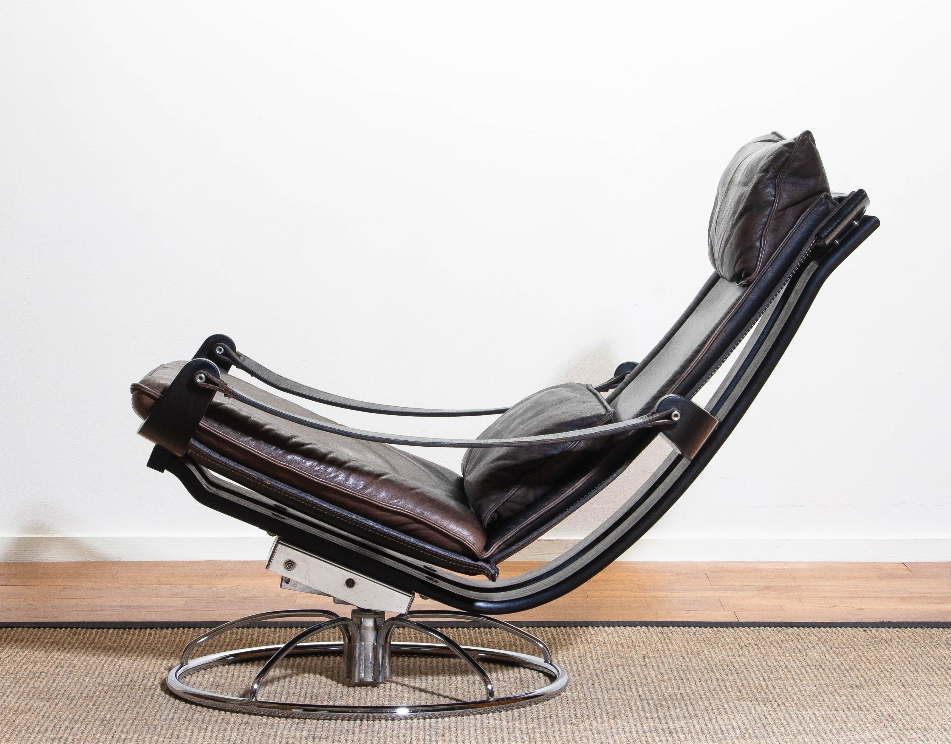 Scandinavian Modern 1970s Artistic Leather Swivel / Relax Chair by Ake Fribytter for Nelo, Sweden