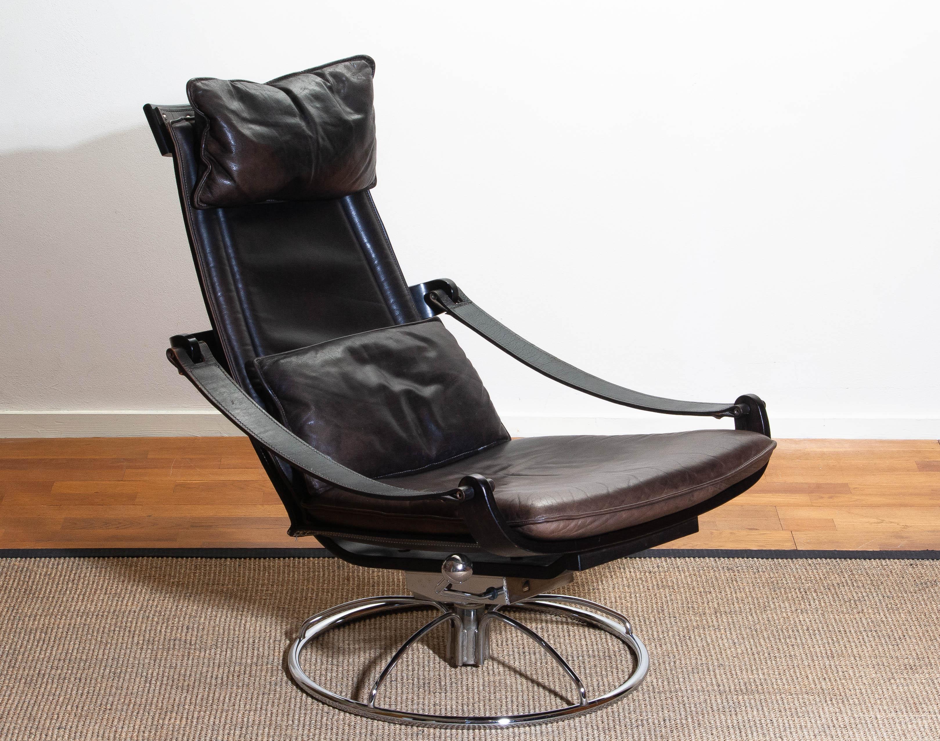 Swedish 1970s Artistic Leather Swivel / Relax Chair by Ake Fribytter for Nelo, Sweden