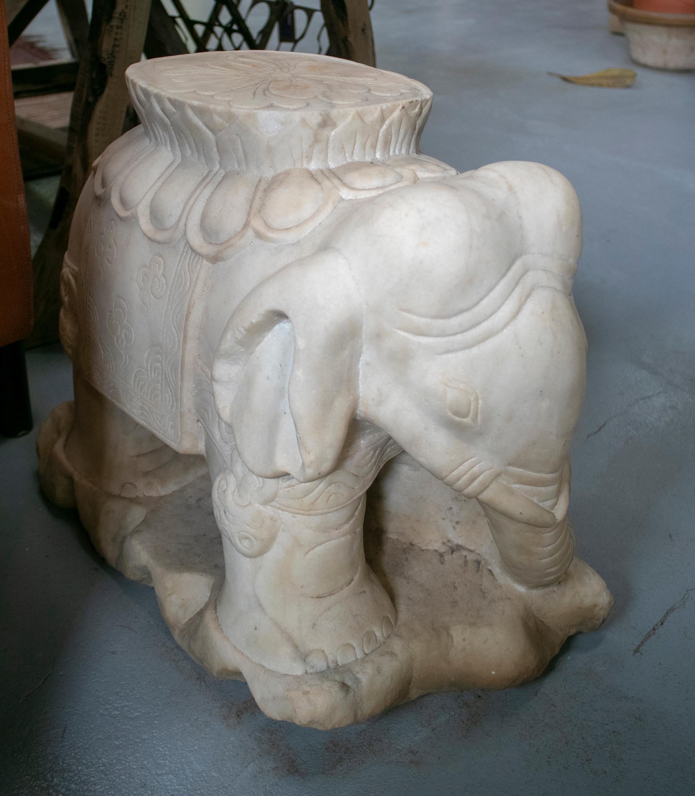 Hand-Carved 1970s Asian Pair of White Marble Elephants from India