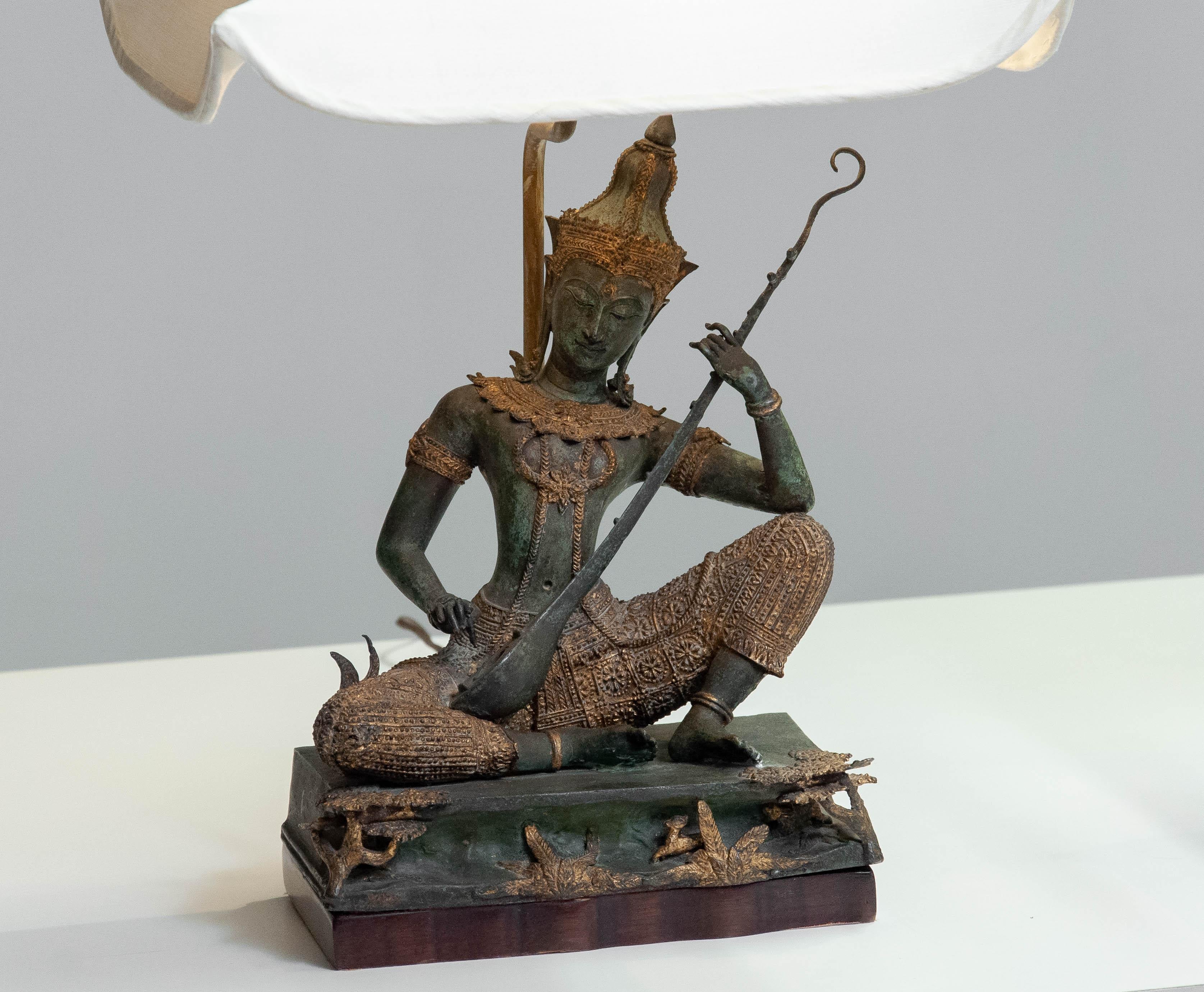 1970s Asian Vintage Table Lamps with Bronze / Gild Statues of Phra Aphai Mani In Good Condition For Sale In Silvolde, Gelderland