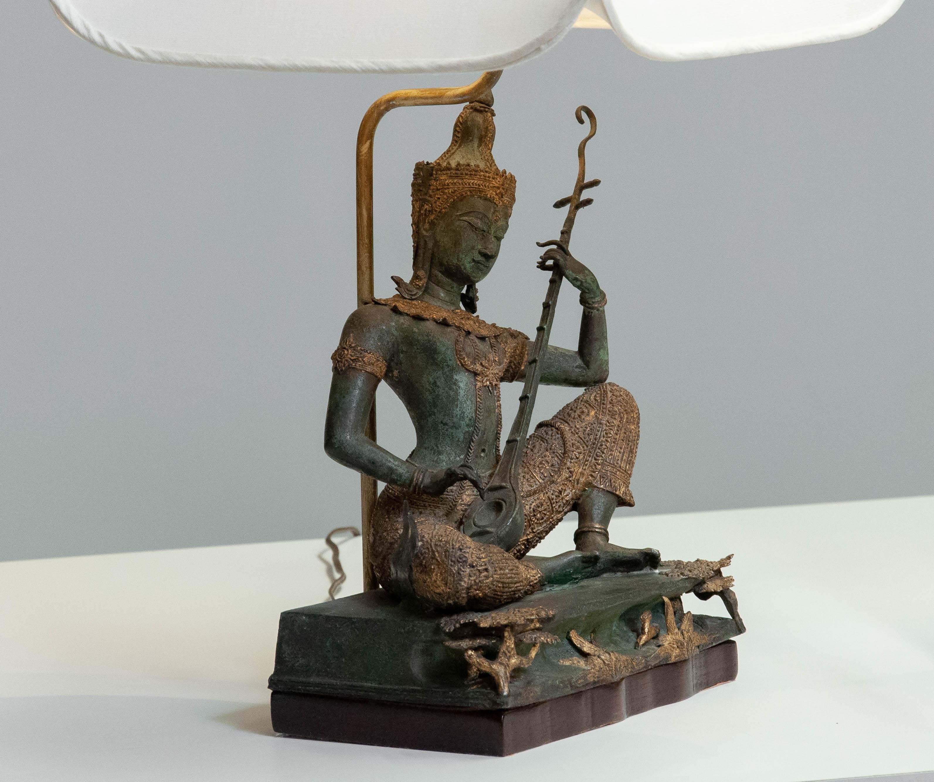 Late 20th Century 1970s Asian Vintage Table Lamps with Bronze / Gild Statues of Phra Aphai Mani For Sale