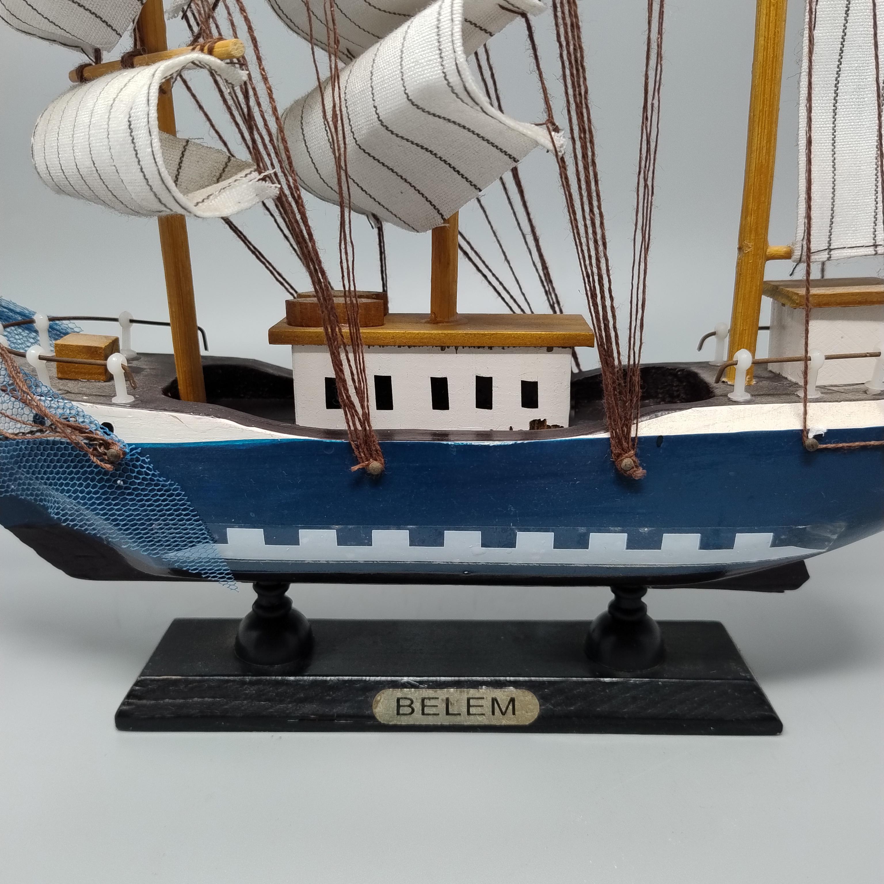 Legno Modellino di nave Belem anni '70 sorprendente. Realizzato a mano. Prodotto in Inghilterra in vendita