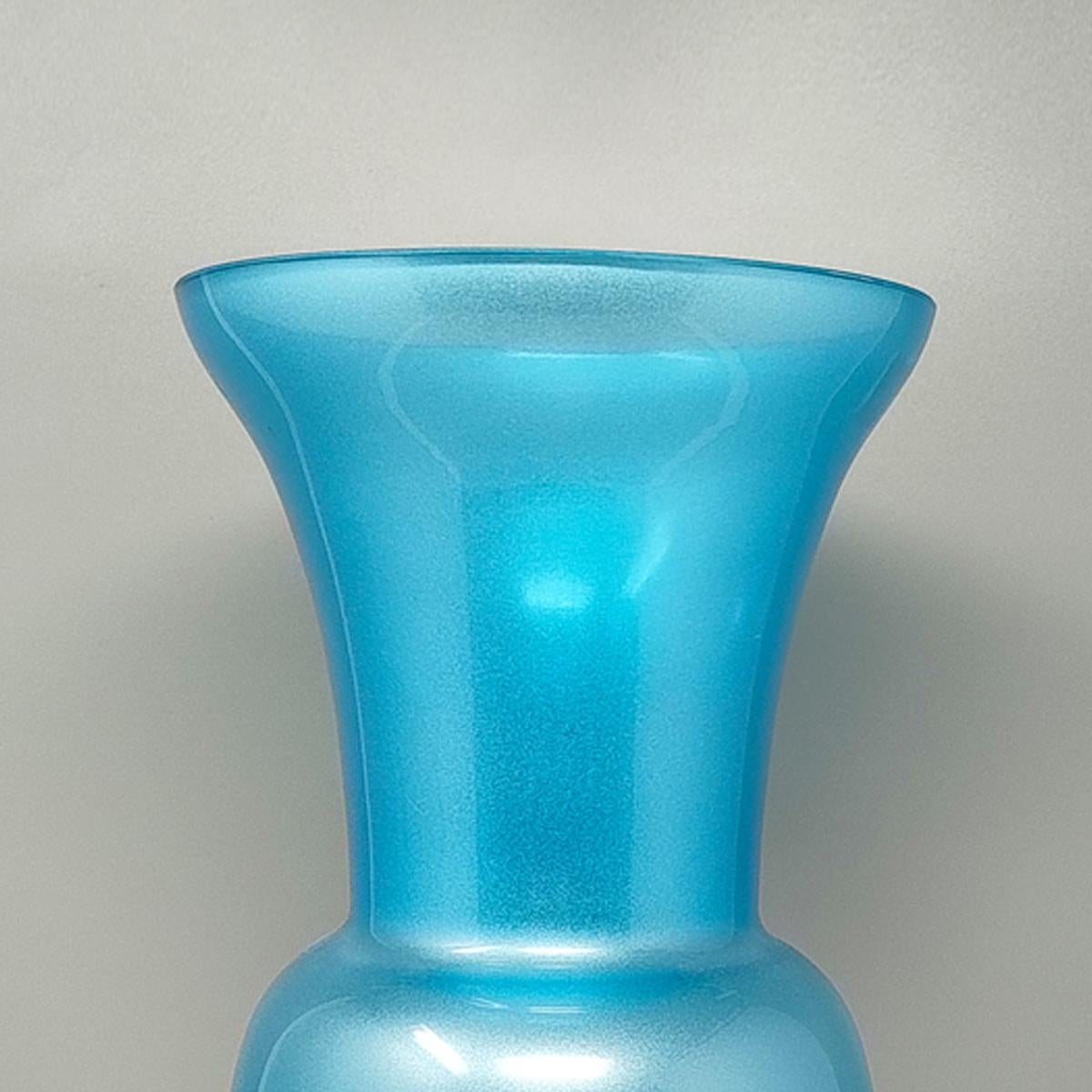 1970s Astonishing Blue Vase by Jean Close' for Michielotto. Made in Italy In Excellent Condition For Sale In Milano, IT