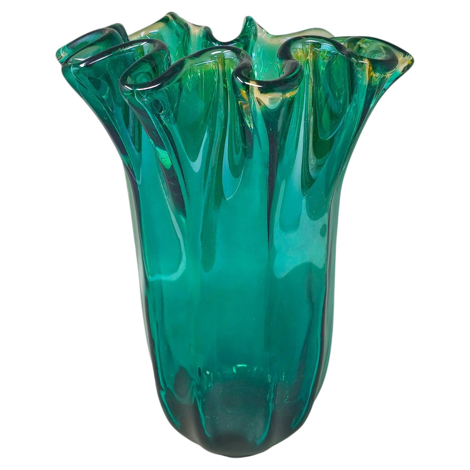 1970s Astonishing Emerald Green "Fazzoletto" Vase By Michielotto in Murano Glass