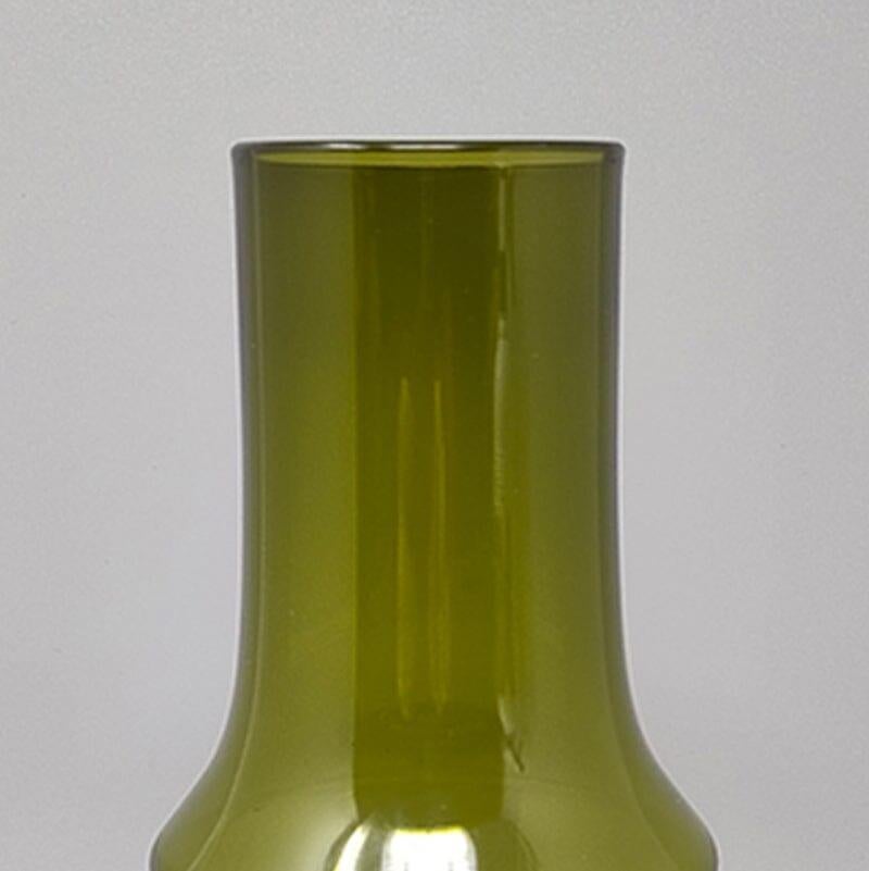 Erstaunliche grüne Vase #1376 von Tamara Aladin, Vase für Riihimaki/Riihimaen, 1970er Jahre (Ende des 20. Jahrhunderts) im Angebot