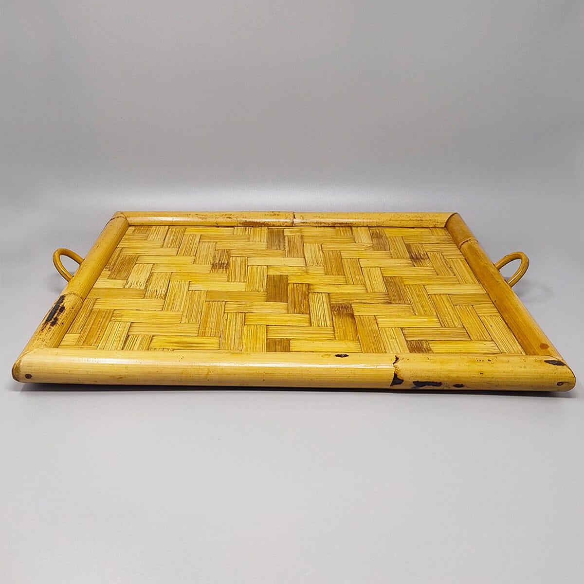 1970s Astonishing italian serving tray in bamboo, rattan and wicker. Made in Italy
It's in excellent condition. 
Dimension:
17,32 x 13 x 1,18 inches
cm 44 x cm 33 x cm 3 H