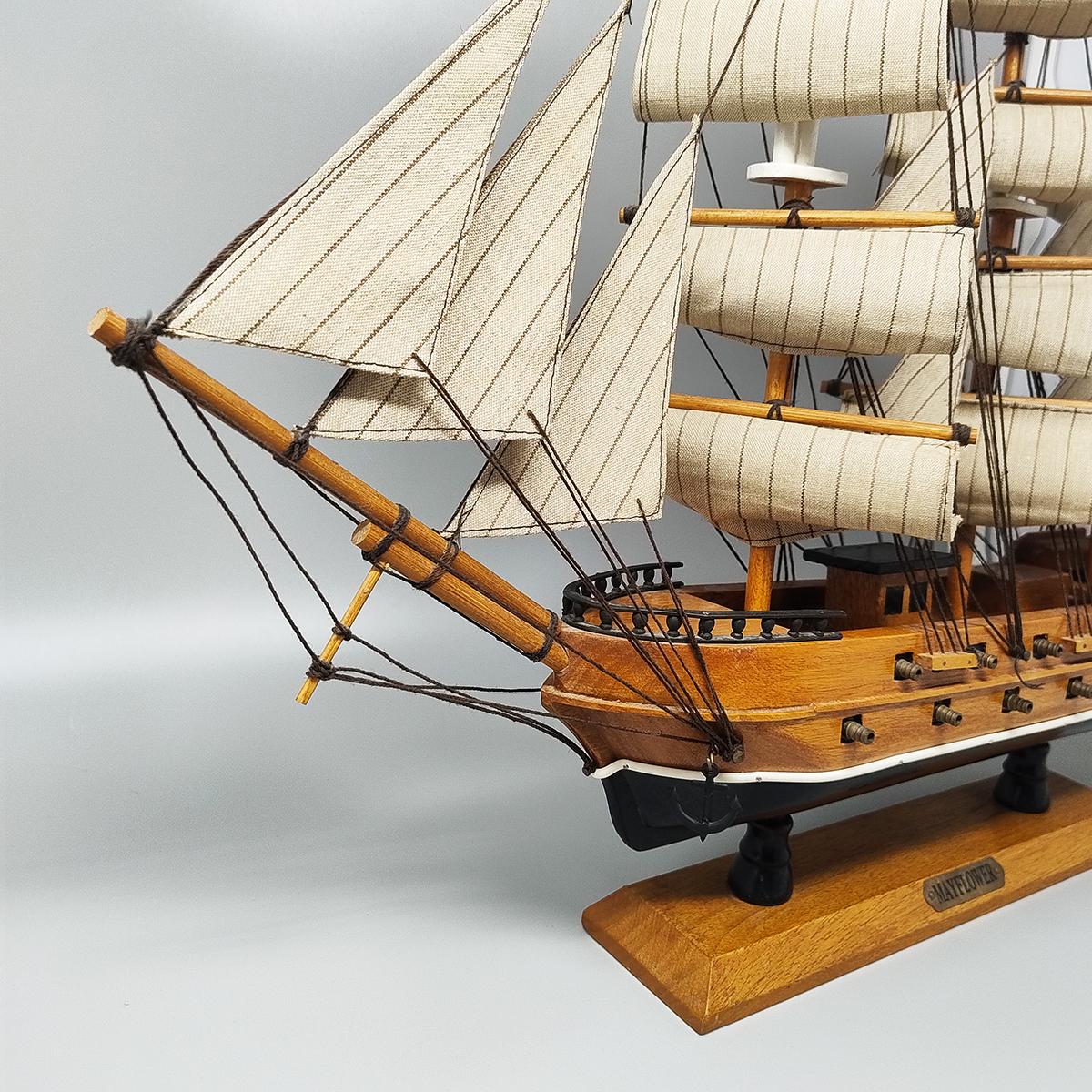 Fine XX secolo Modellino di nave MayFlower degli anni '70. Realizzato a mano. Prodotto in Inghilterra in vendita