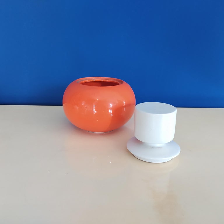 Space Age 1970s Astonishing Orange and White Ceramic Box by Gabbianelli, Made in Italy For Sale