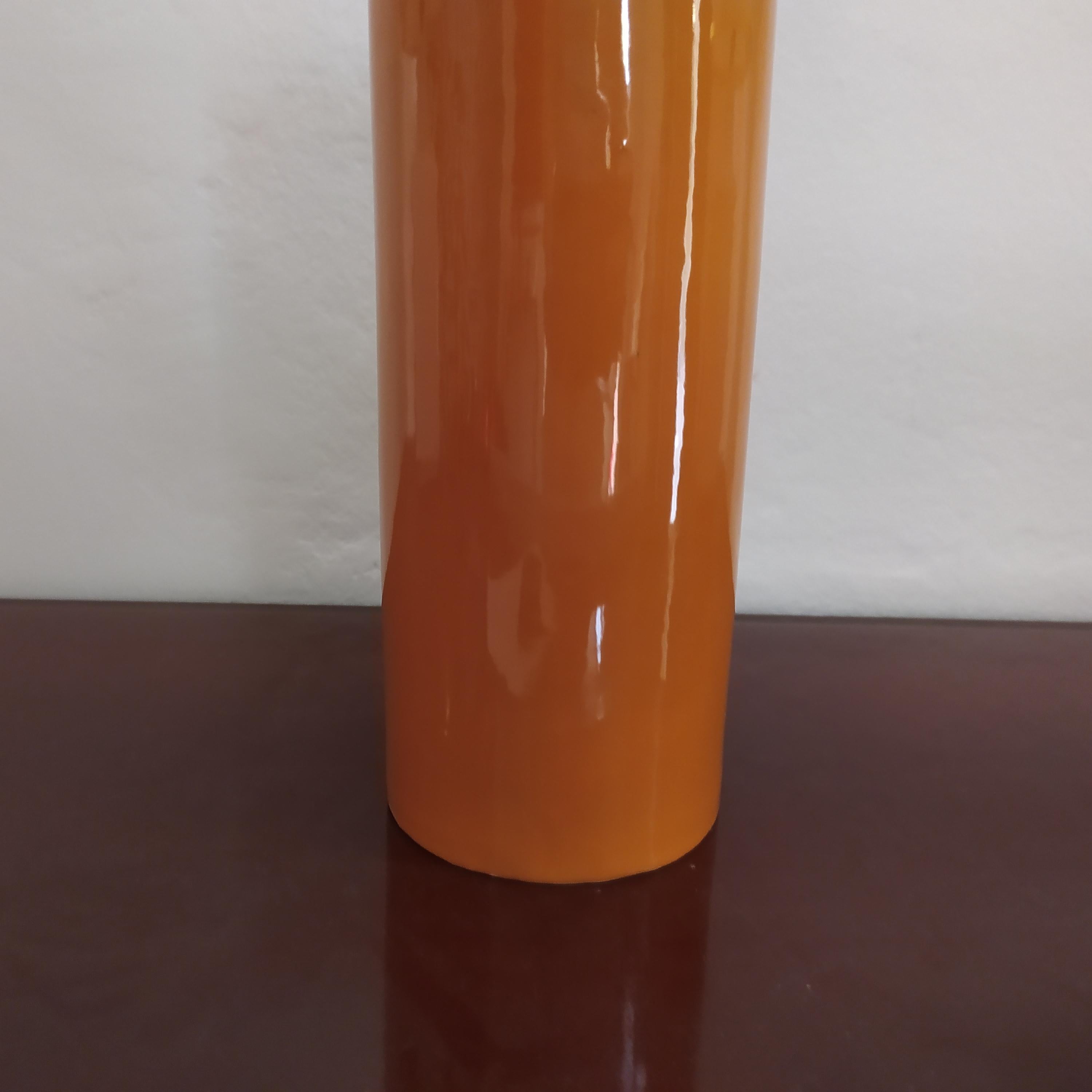 1970s Astonishing Space Age Orange Vase by Gabbianelli. Made in Italy In Excellent Condition For Sale In Milan, IT