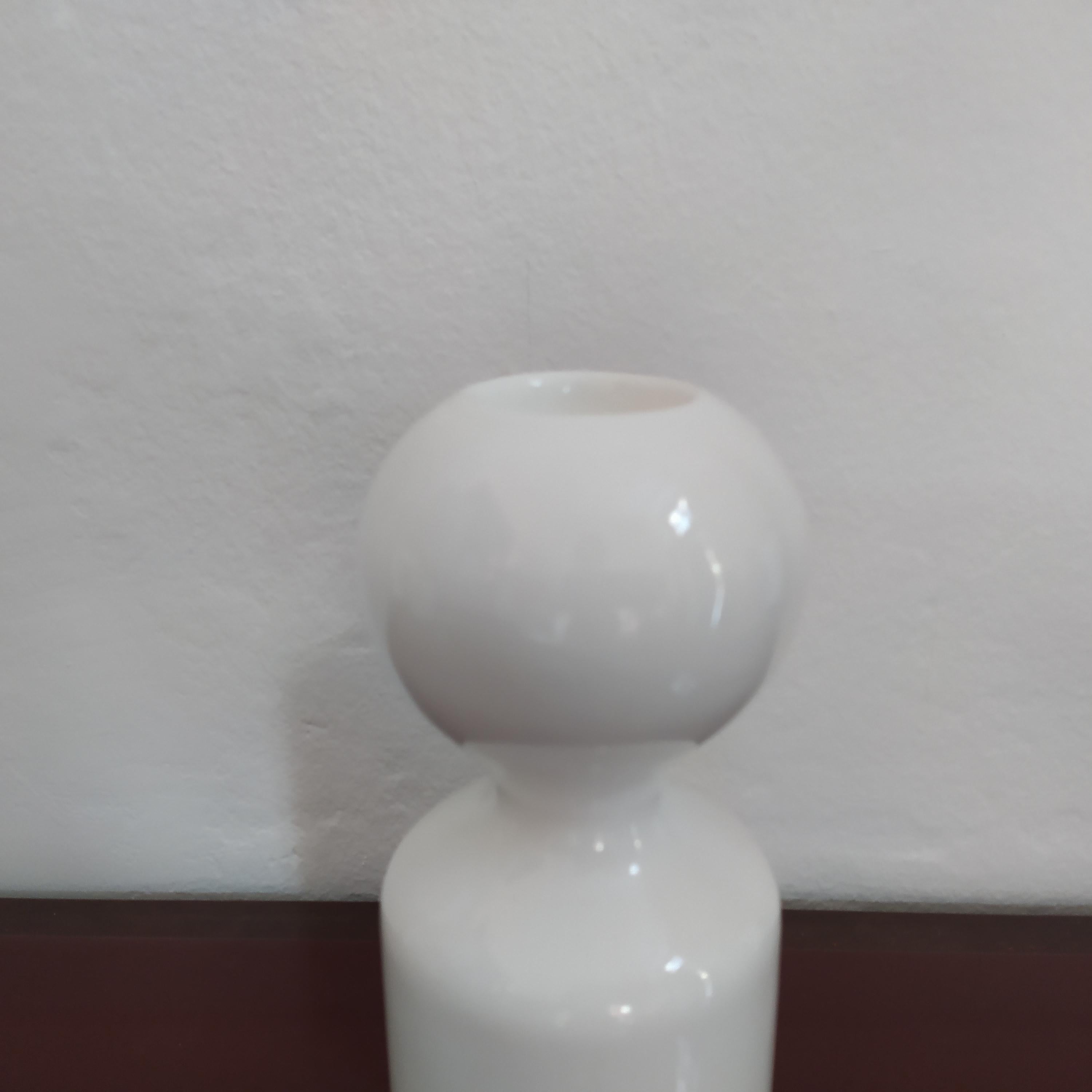 European 1970s Astonishing Space Age White Vase by Gabbianelli, Made in Italy For Sale