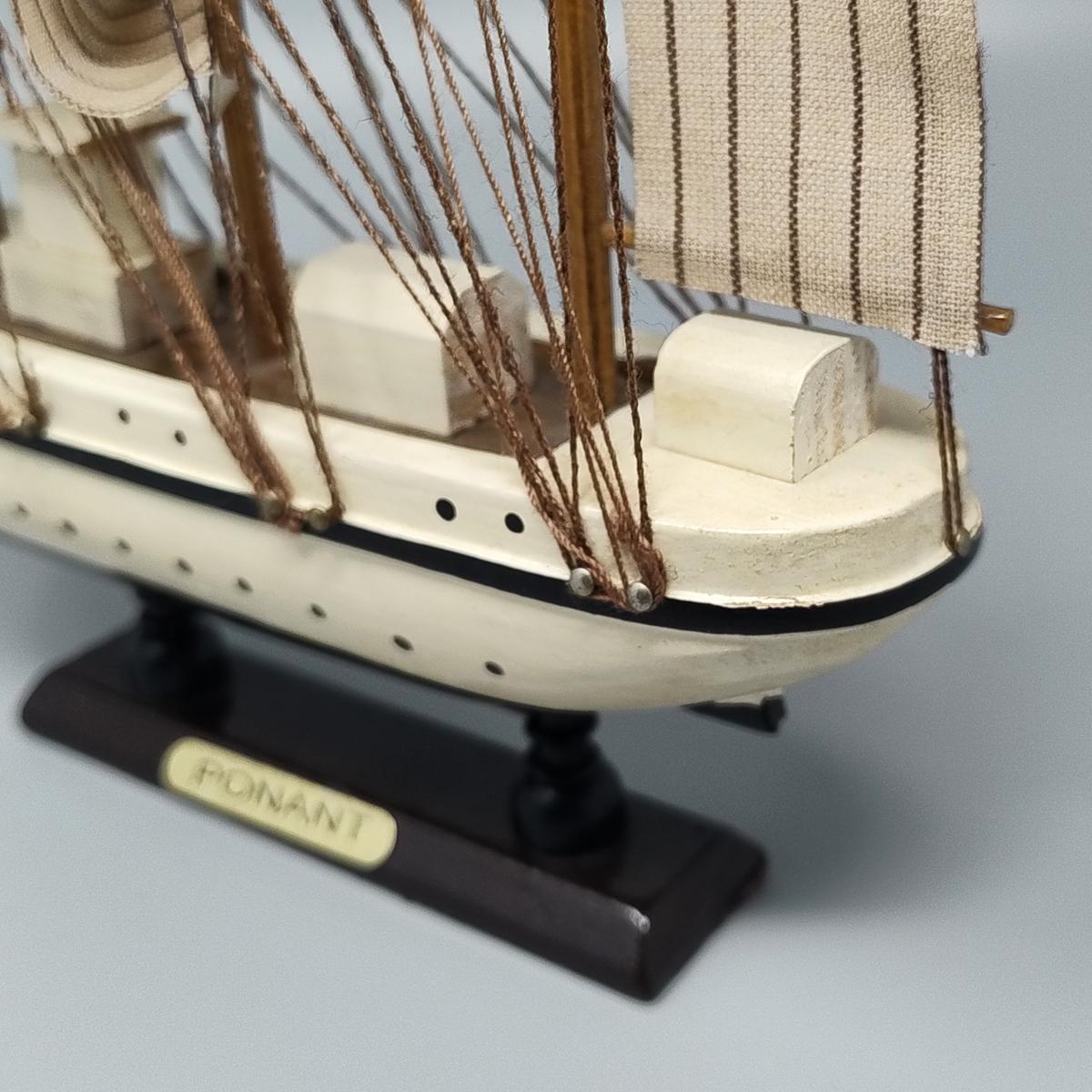 1970s Astonishing Swift 1778 Model Ship. Handmade. Made in England For Sale 1