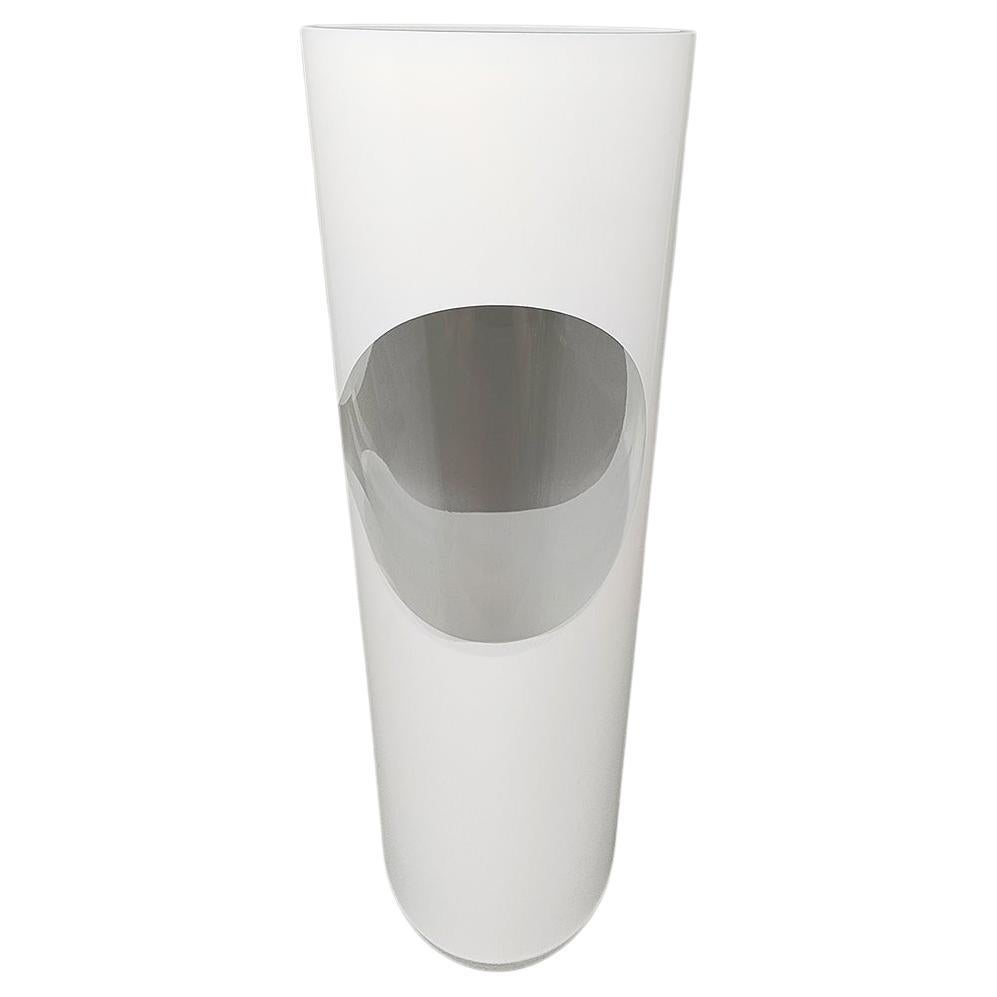 1970s Astonishing White Space Age vase by Linea Glass. Made in Italy