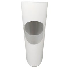 1970s Astonishing White Space Age vase by Linea Glass. Made in Italy