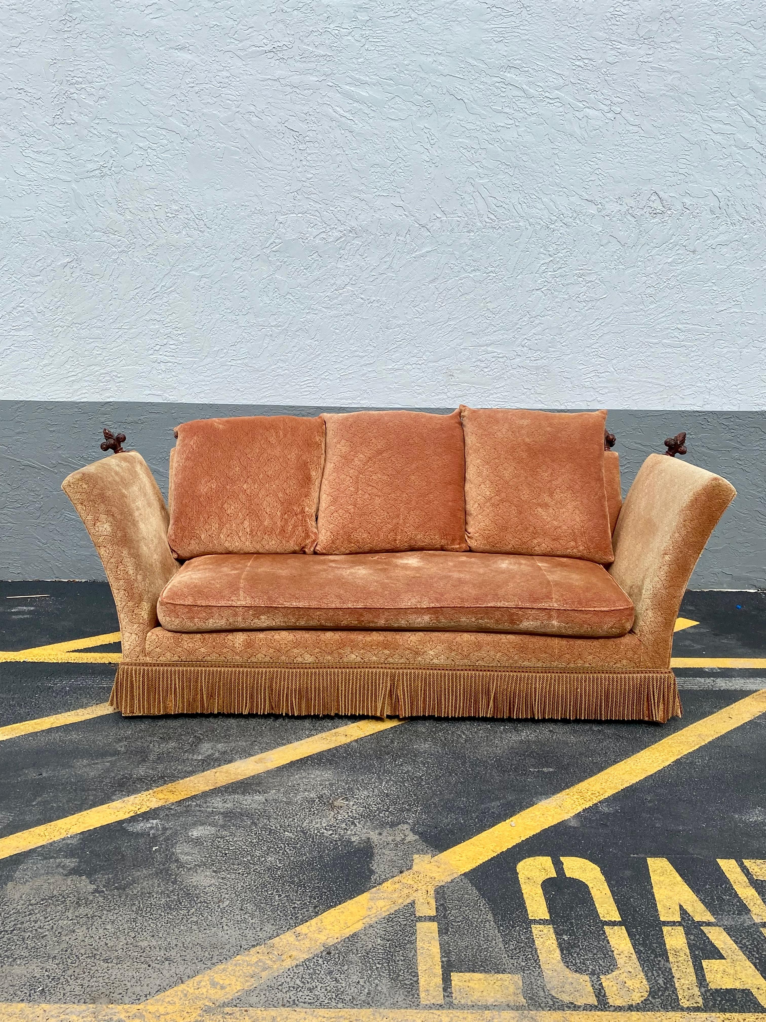 On offer on this occasion is one of the most stunning and rare Knole sofa you could hope to find. Outstanding design is exhibited throughout. The beautiful sofa is statement piece which is also extremely comfortable and packed with personality!!
