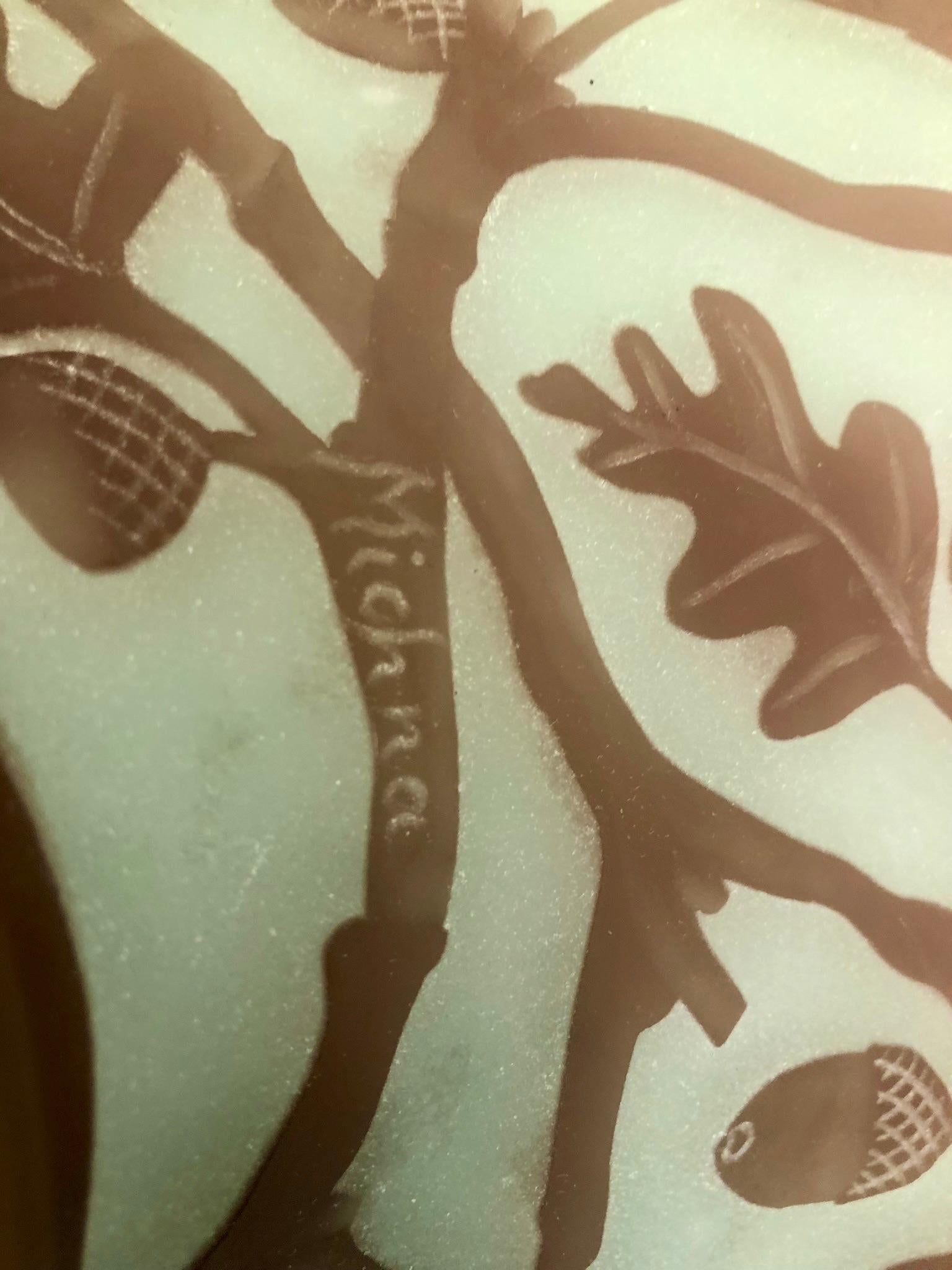 1970er Jahre Österreichischer Jugendstil Dekor Apfel Grün Braun Overlay Glasschale (Ende des 20. Jahrhunderts) im Angebot