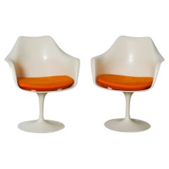 1970s Authentic Eero Saarinen Knoll Tulip Armchair