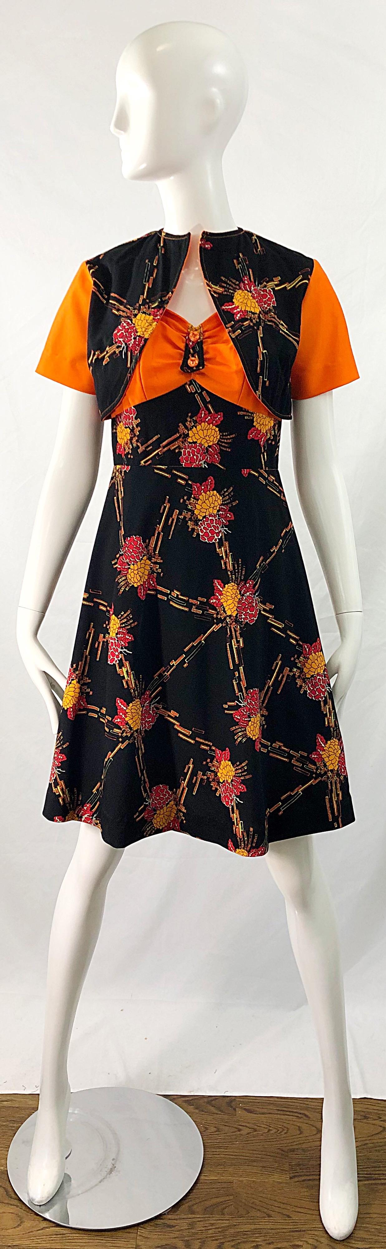 1970s Autumnal Digital Floral Print Knit Vintage 70s A Line Dress + Bolero Top For Sale 10