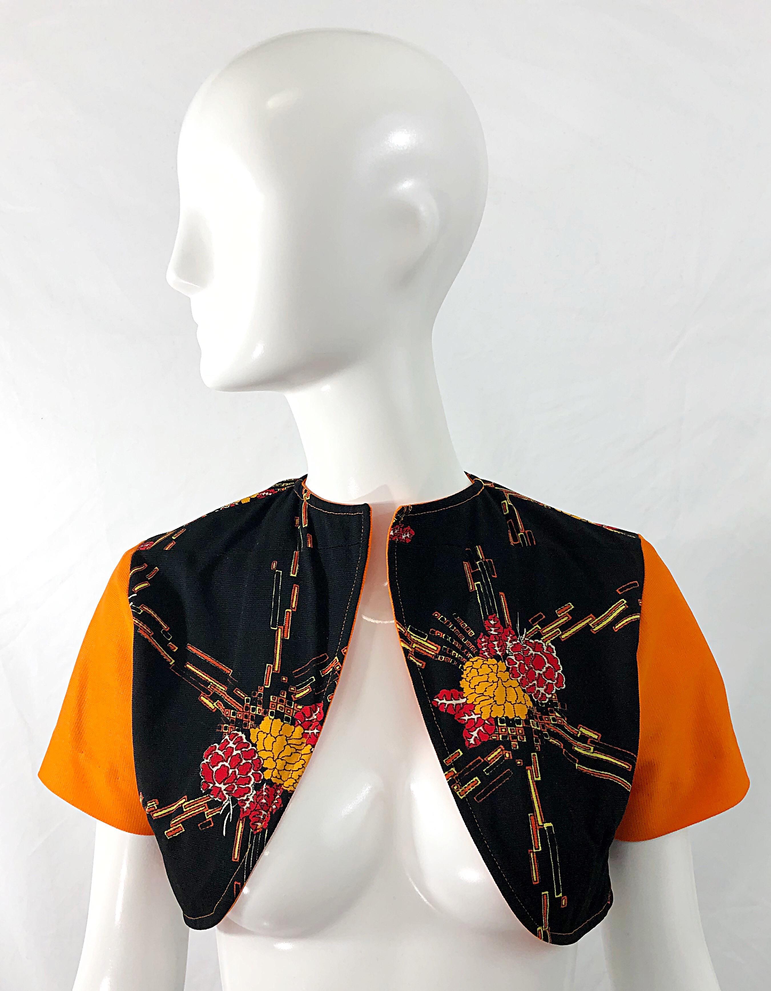 Black 1970s Autumnal Digital Floral Print Knit Vintage 70s A Line Dress + Bolero Top For Sale