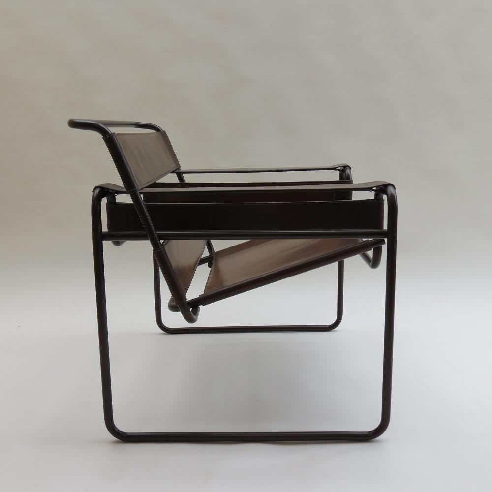 1970s B3 Wassily Chair Brown Leather Marcel Breuer for Fasem, Italy, Bauhaus B In Good Condition In Stow on the Wold, GB