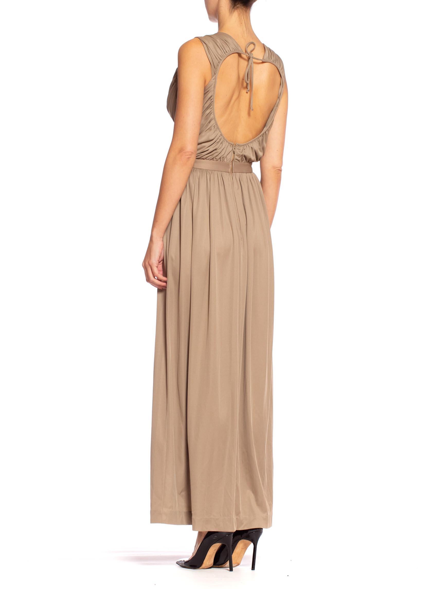 1970'S Ecru Polyester Jersey Backless Draped Disco Gown For Sale 3