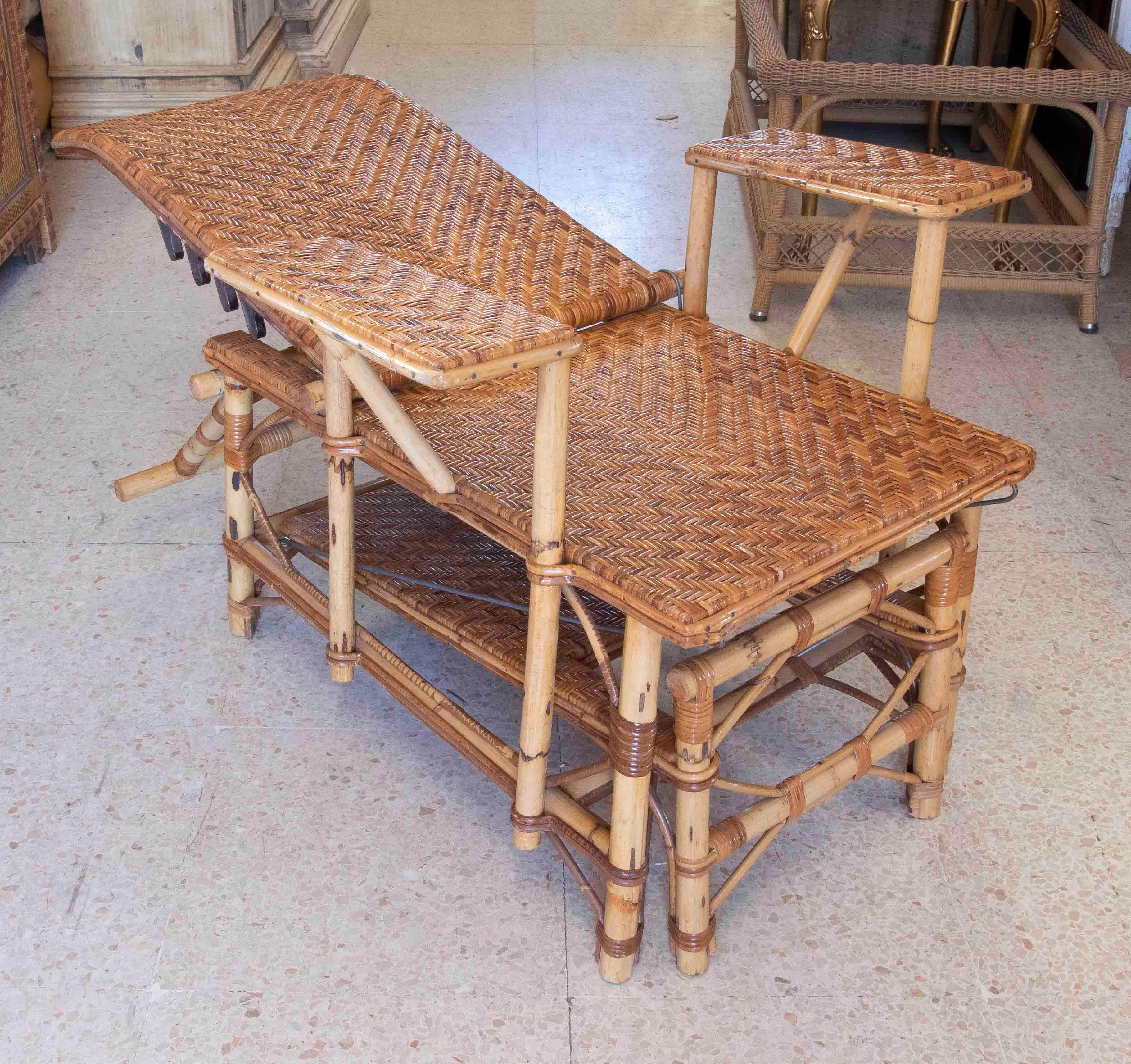 1970s Bamboo and Wicker Lounger Armchair with Footrest  For Sale 1