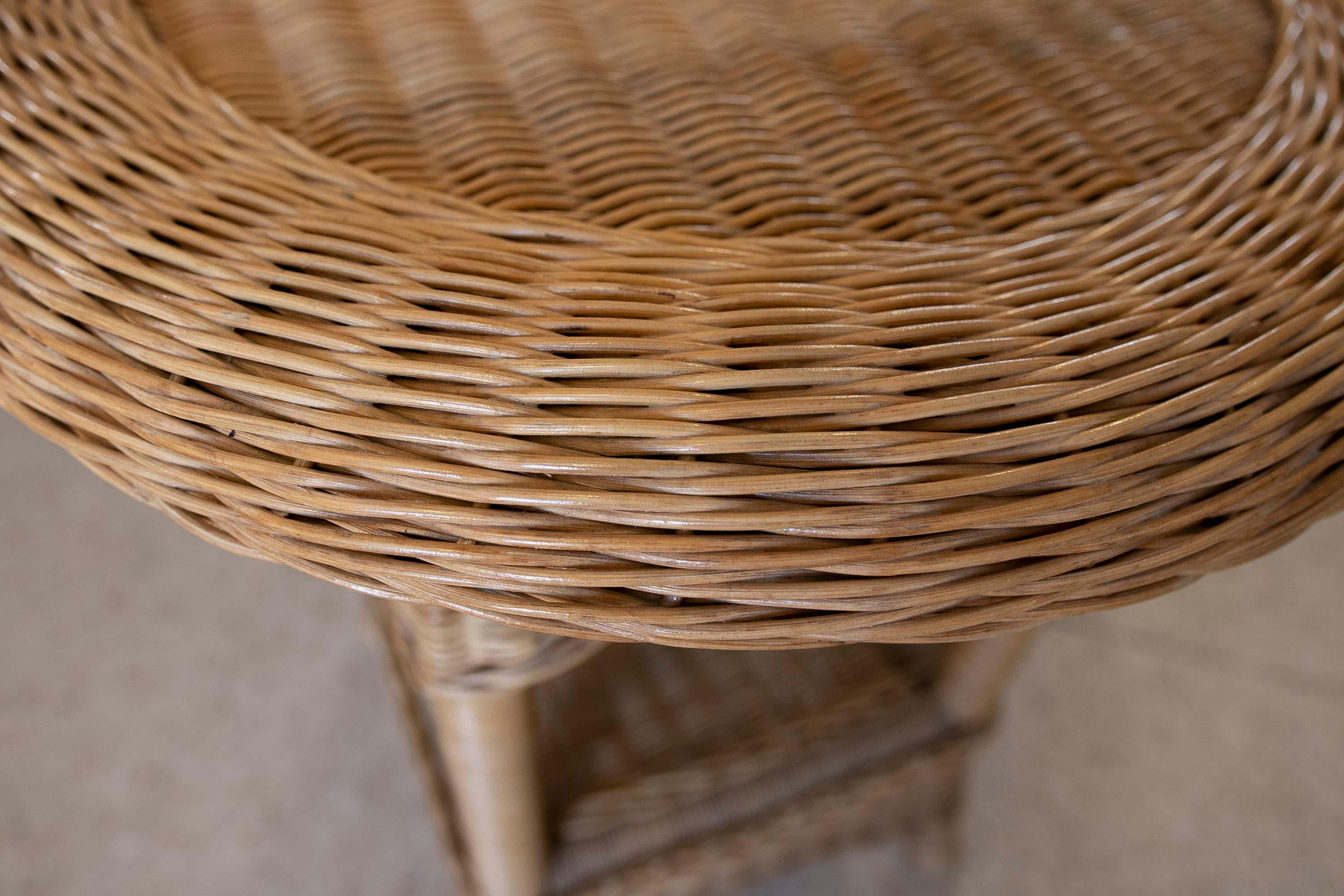1970s Bamboo and Wicker Side Table  For Sale 6