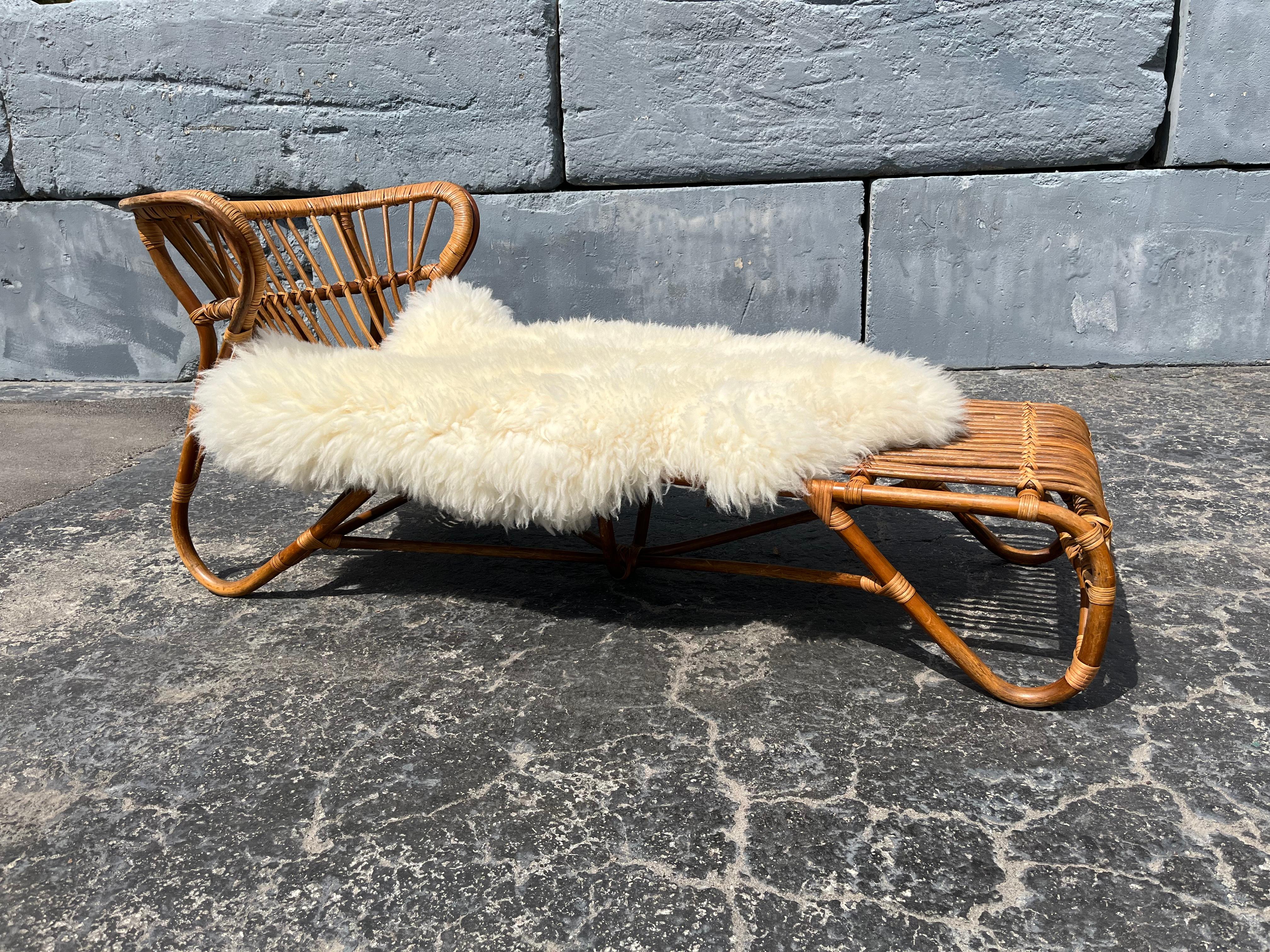 1970s Bamboo Chaise Lounge Attributed to Viggo Boesen, Mid Century Modern  For Sale 6