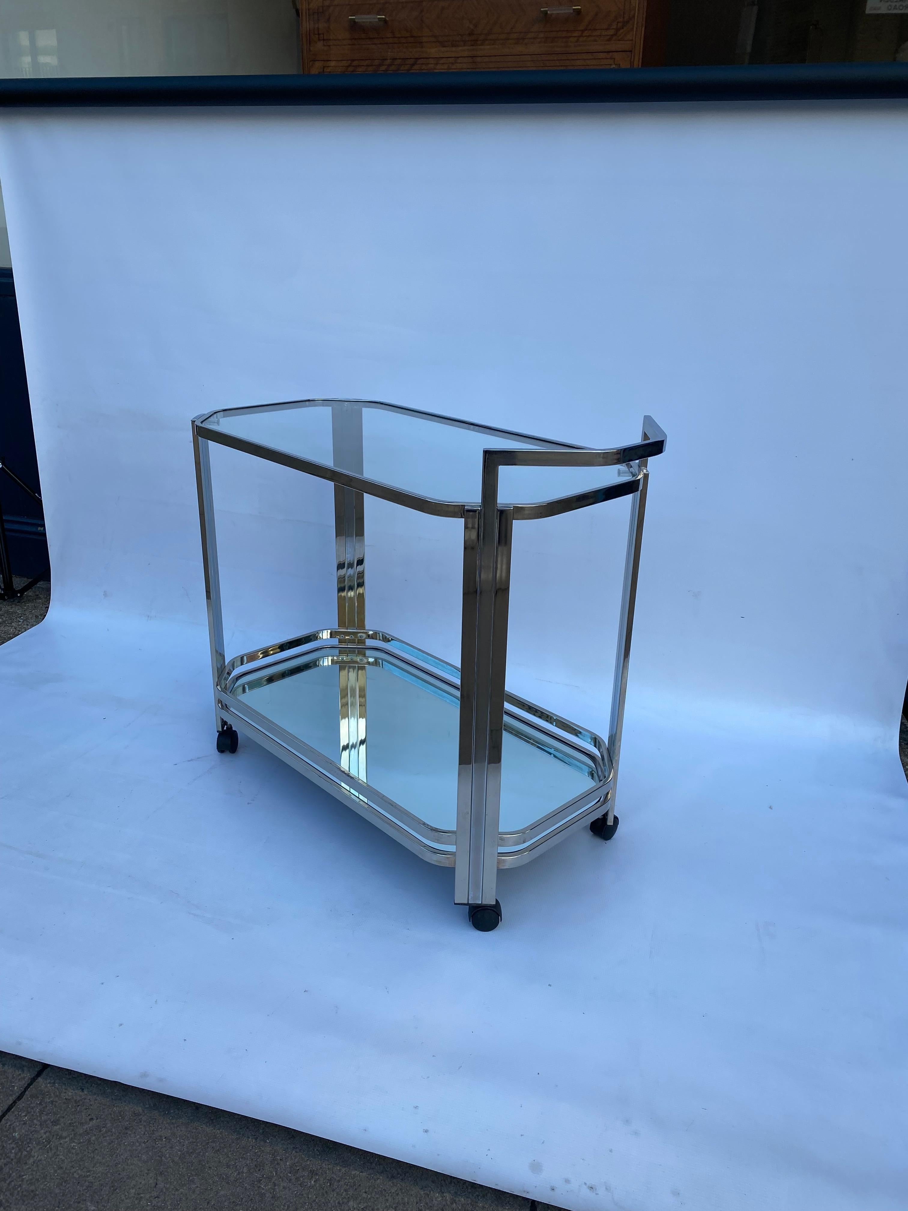 1970s Bar Cart Drinks Trolley Chrome Table Romeo Rega Glass Hollywood Regency en vente 2