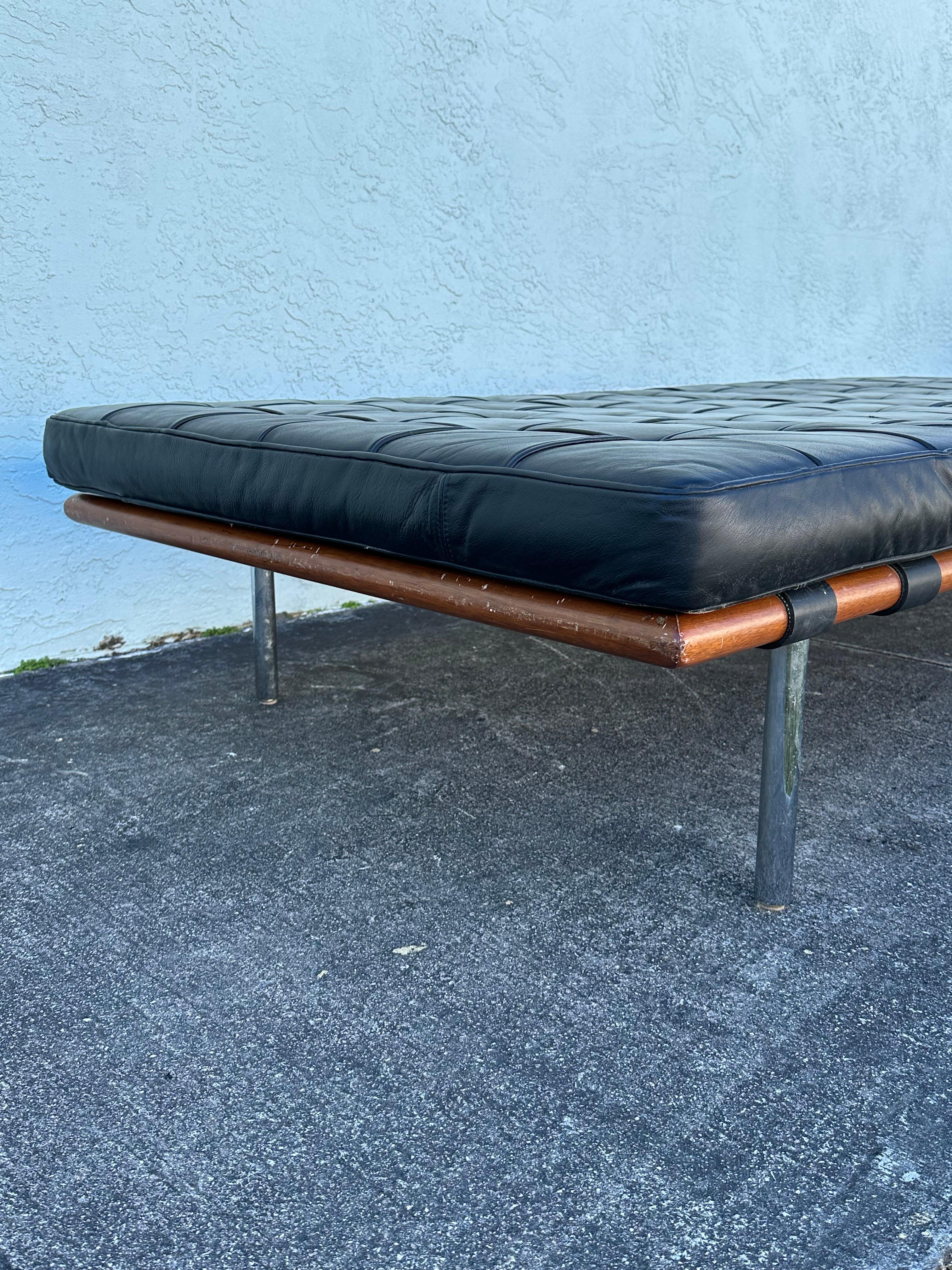 Letto da giorno Barcellona degli anni '70 nello stile di Ludwig Mies Van der Rohe per Knoll in vendita 6