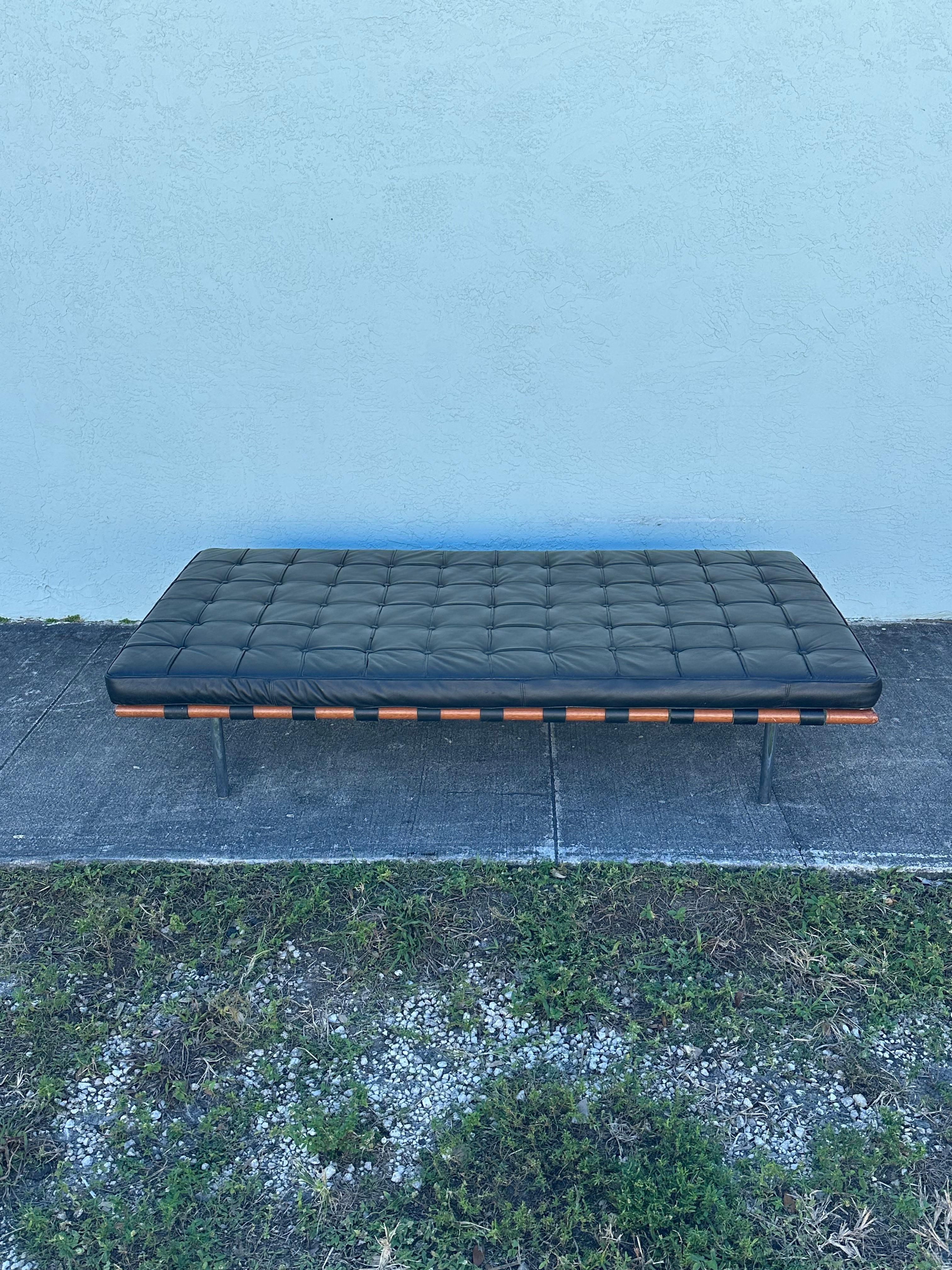Letto da giorno Barcellona degli anni '70 nello stile di Ludwig Mies Van der Rohe per Knoll in vendita 7