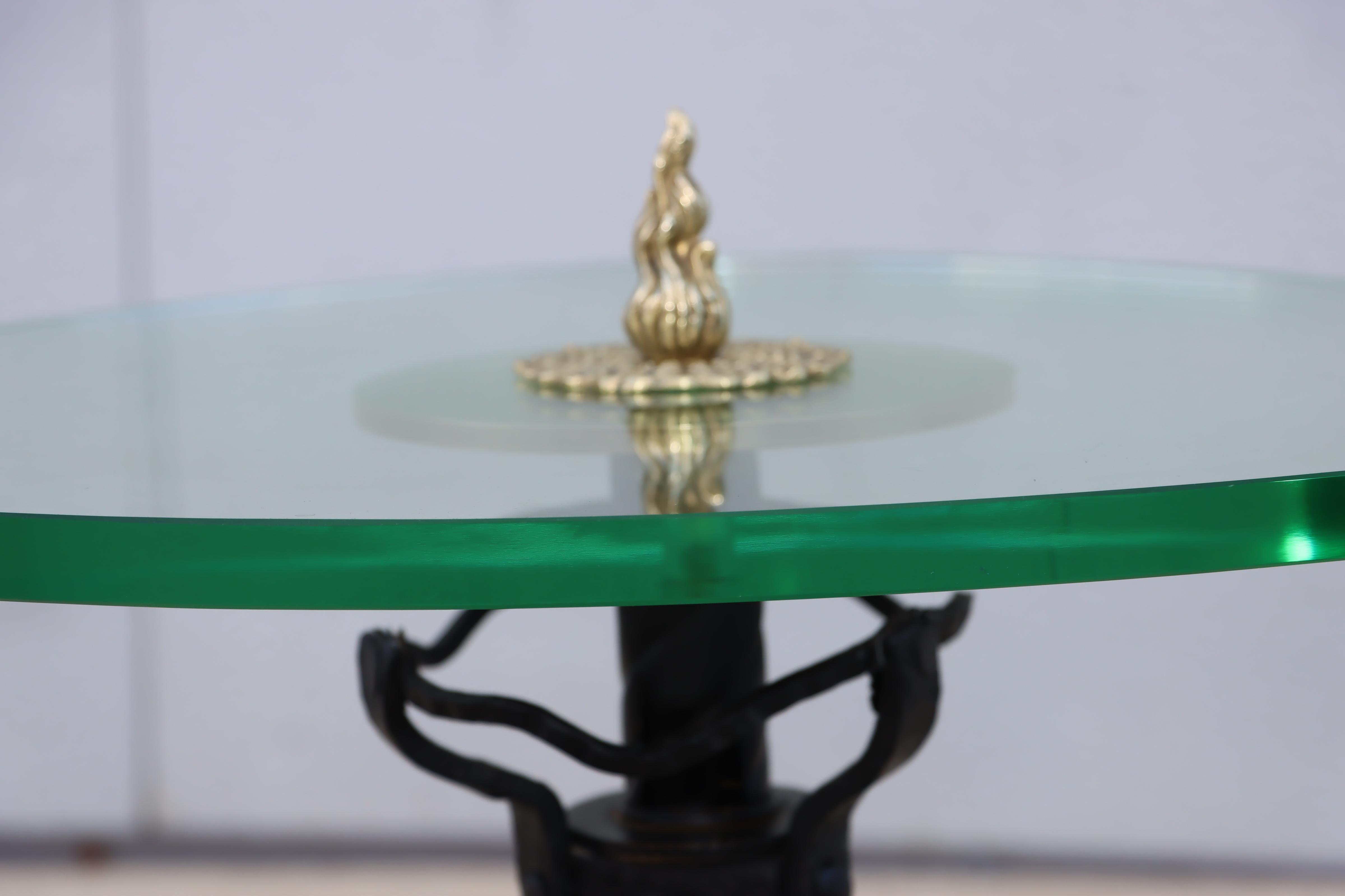 Tables d'appoint en laiton et fer, style baroque, années 1970 en vente 13