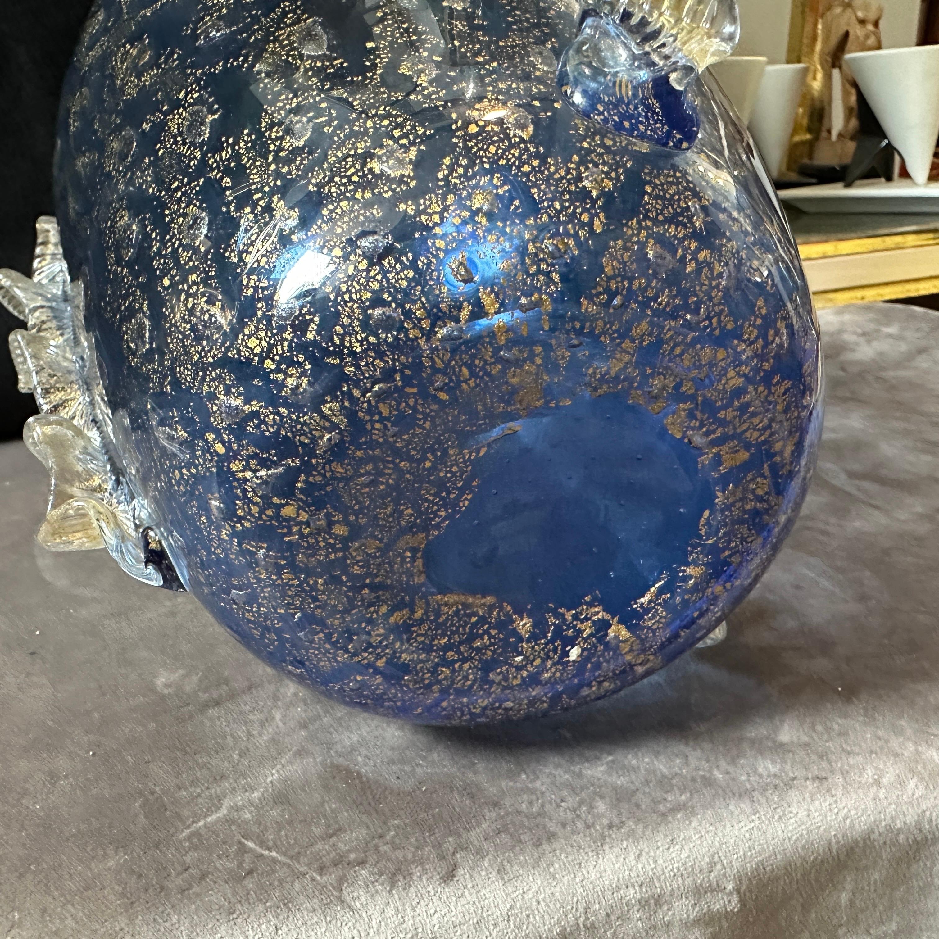 1970s Barovier Style Modern Blue and Gold Murano Glass Vase For Sale 2