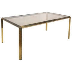 Table de salle à manger de style Bauhaus en laiton et verre fumé des années 1970