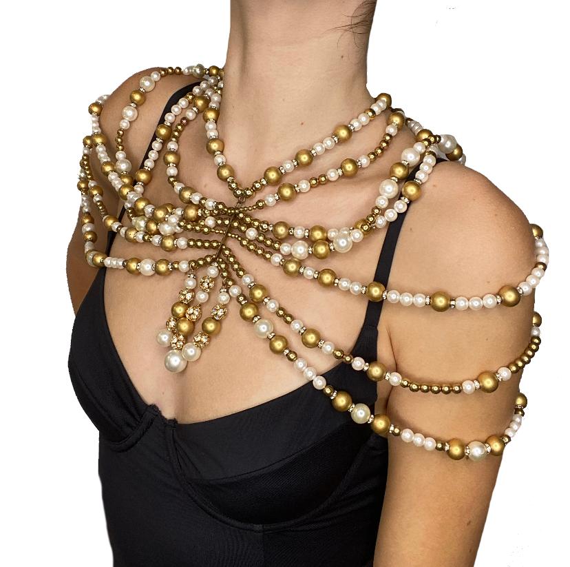 1970S Beaded Shoulder Capelet Choker Necklace In Excellent Condition For Sale In New York, NY