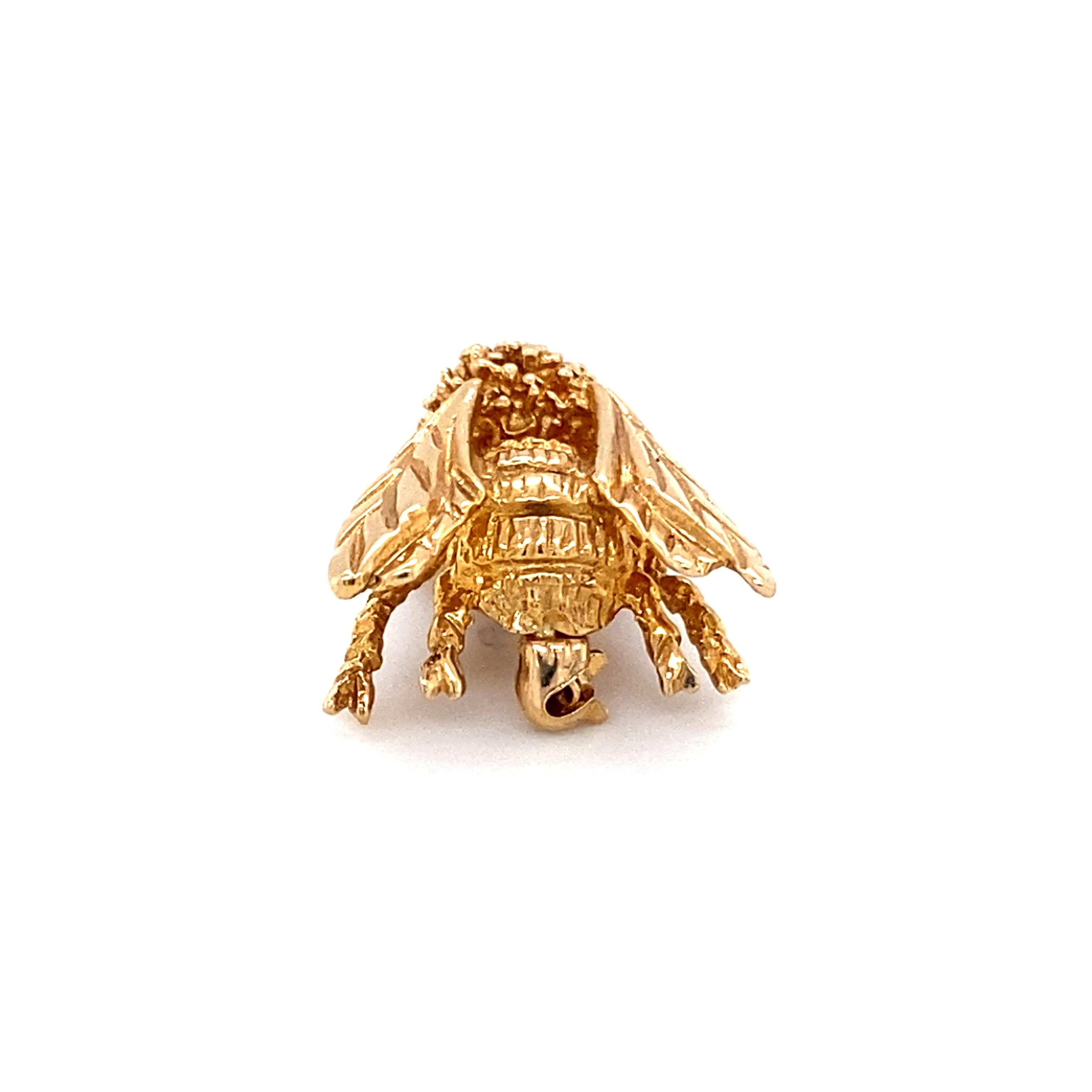 Alfiler broche de abeja de los años 70 en oro amarillo de 14 quilates 4