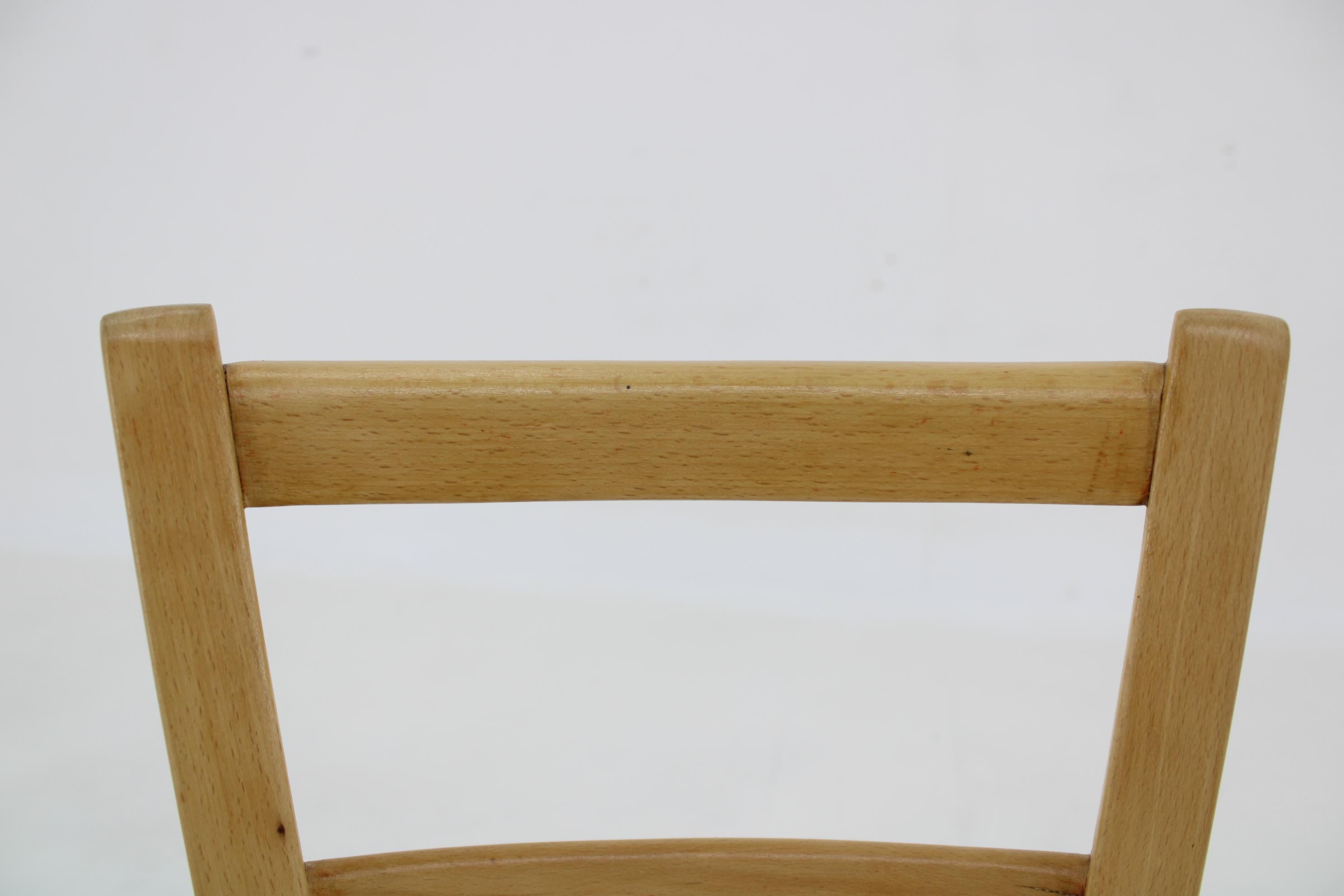 1970s Beech Children Chair, Restored For Sale 6