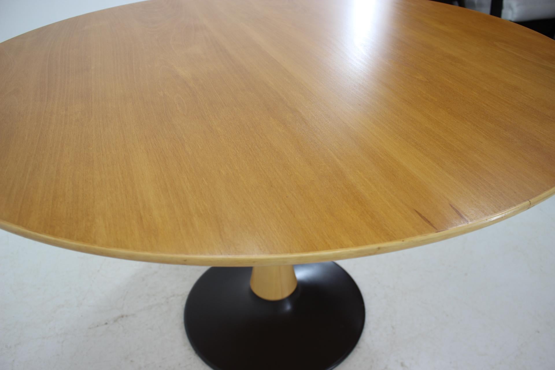 1970s Beech Round Dining Table, Czechoslovakia 1