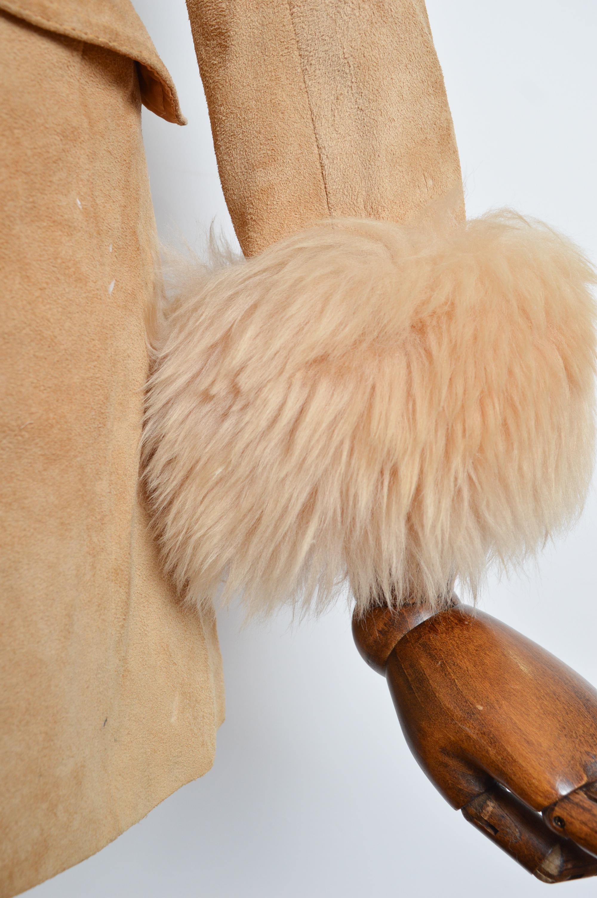 1970’s Beige Tan Suede Fluffy Collar & Cuffs Shearling Penny Lane Coat In Good Condition In Sheffield, GB