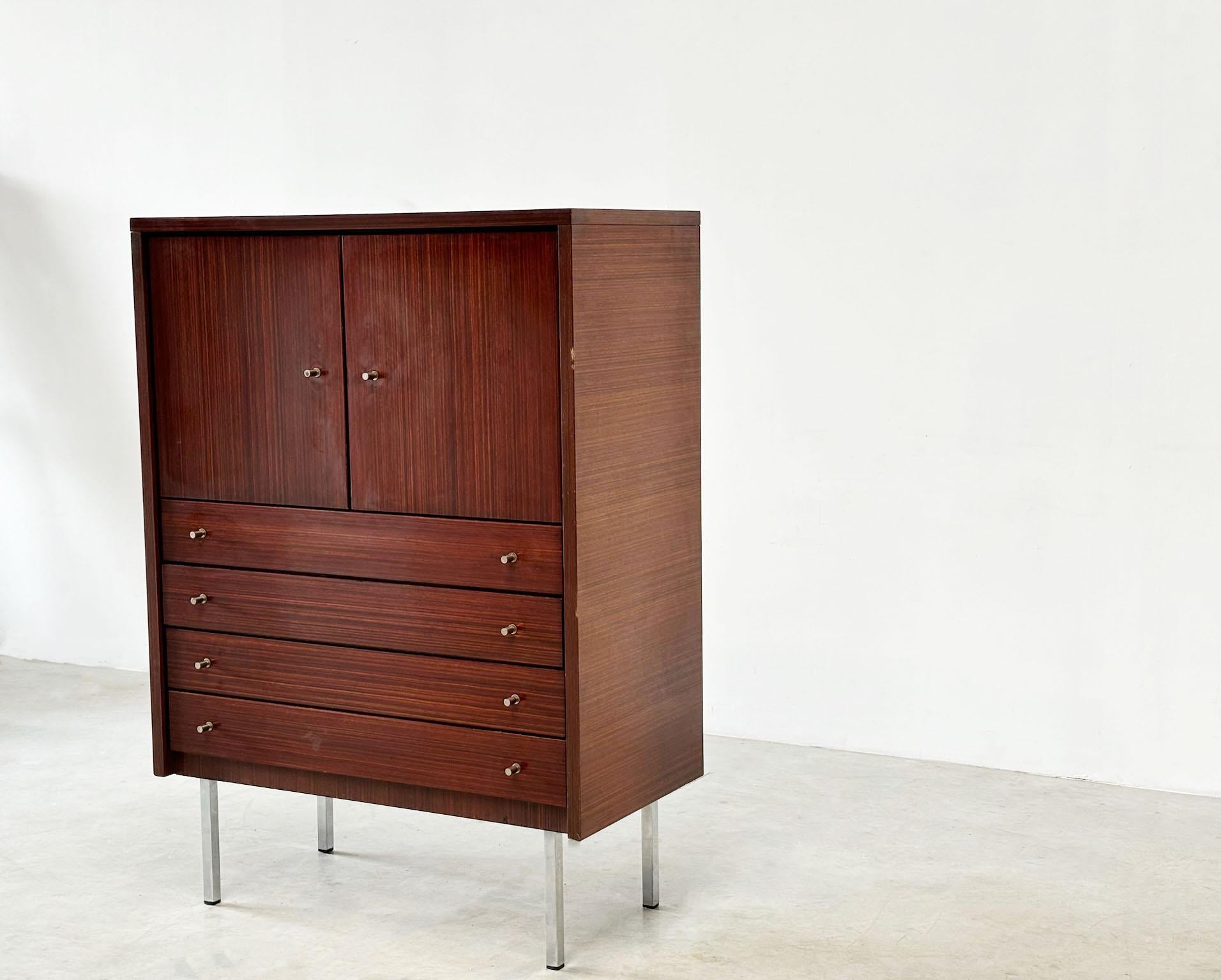 1970's Belgian bar / storage cabinet For Sale 2