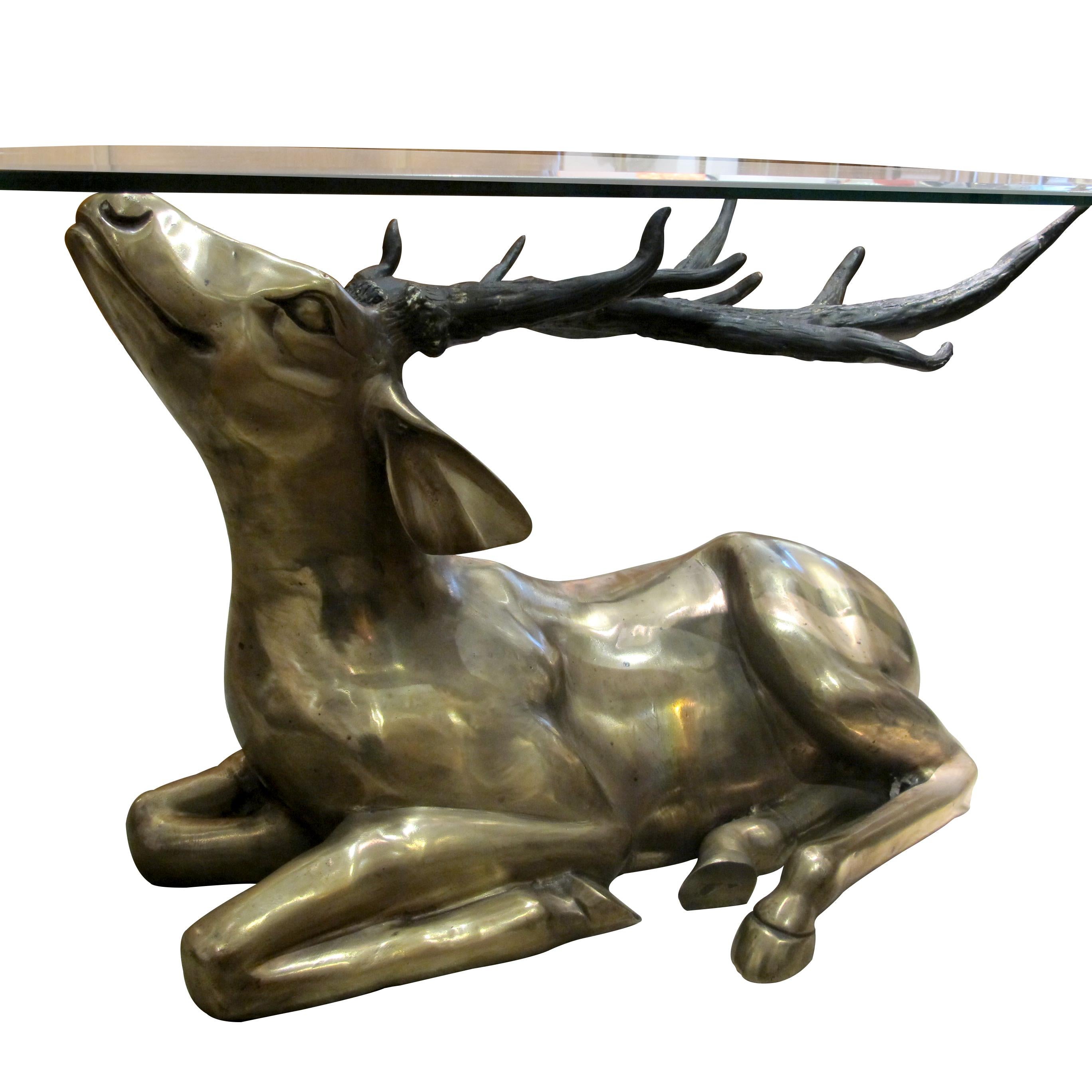 Mid-Century Modern 1970s Belgian Brass Coffee table in the Shape of a Resting Stag For Sale