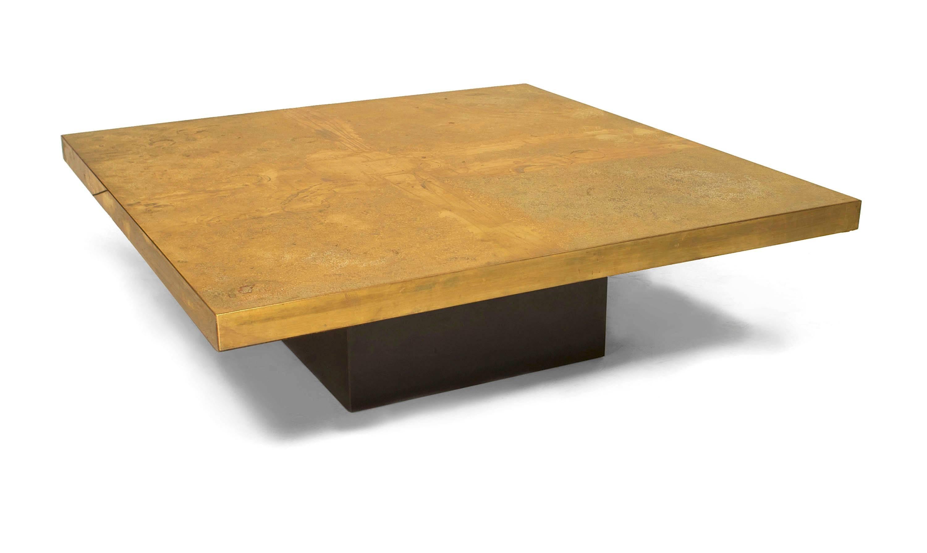 Belgian Modern design (1970s) square etched brass coffee table with a centered 