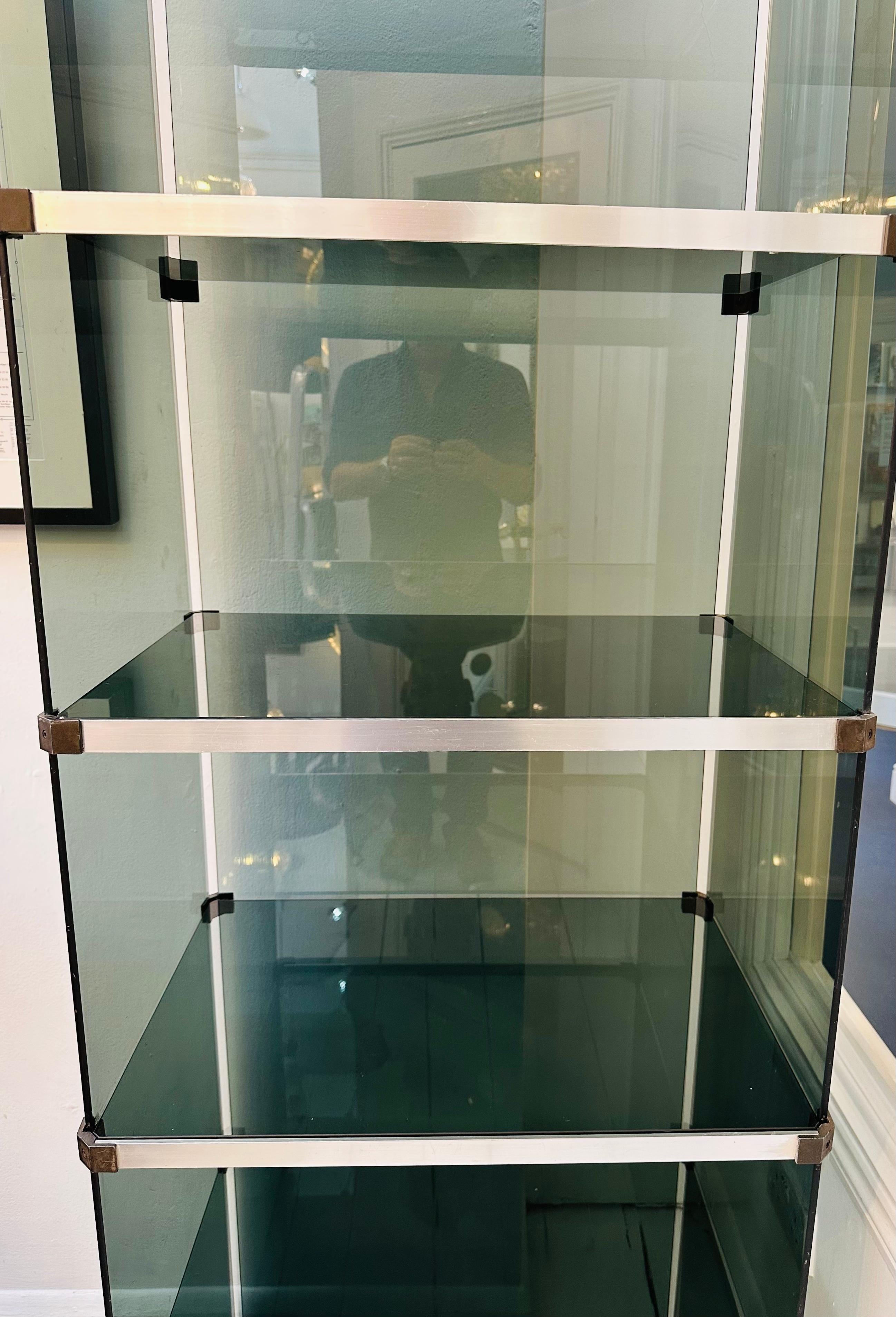 1970s Belgium Green/Blue Glass Chrome Shelving Display Cabinet Unit Belgo Chrome In Good Condition In London, England