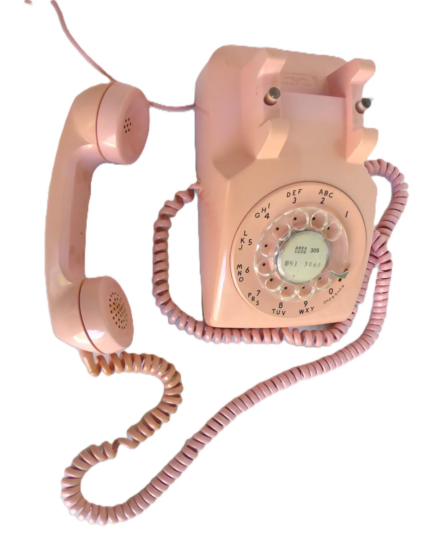 1970s Bell System by Western Electric Barbie Rosa Escritorio Teléfono Rotativo EE.UU. Moderno en venta