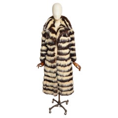 1970’s BEN KAHN Shaggy Long Brown White Striped Skunk Coat - Real Fur Jacket